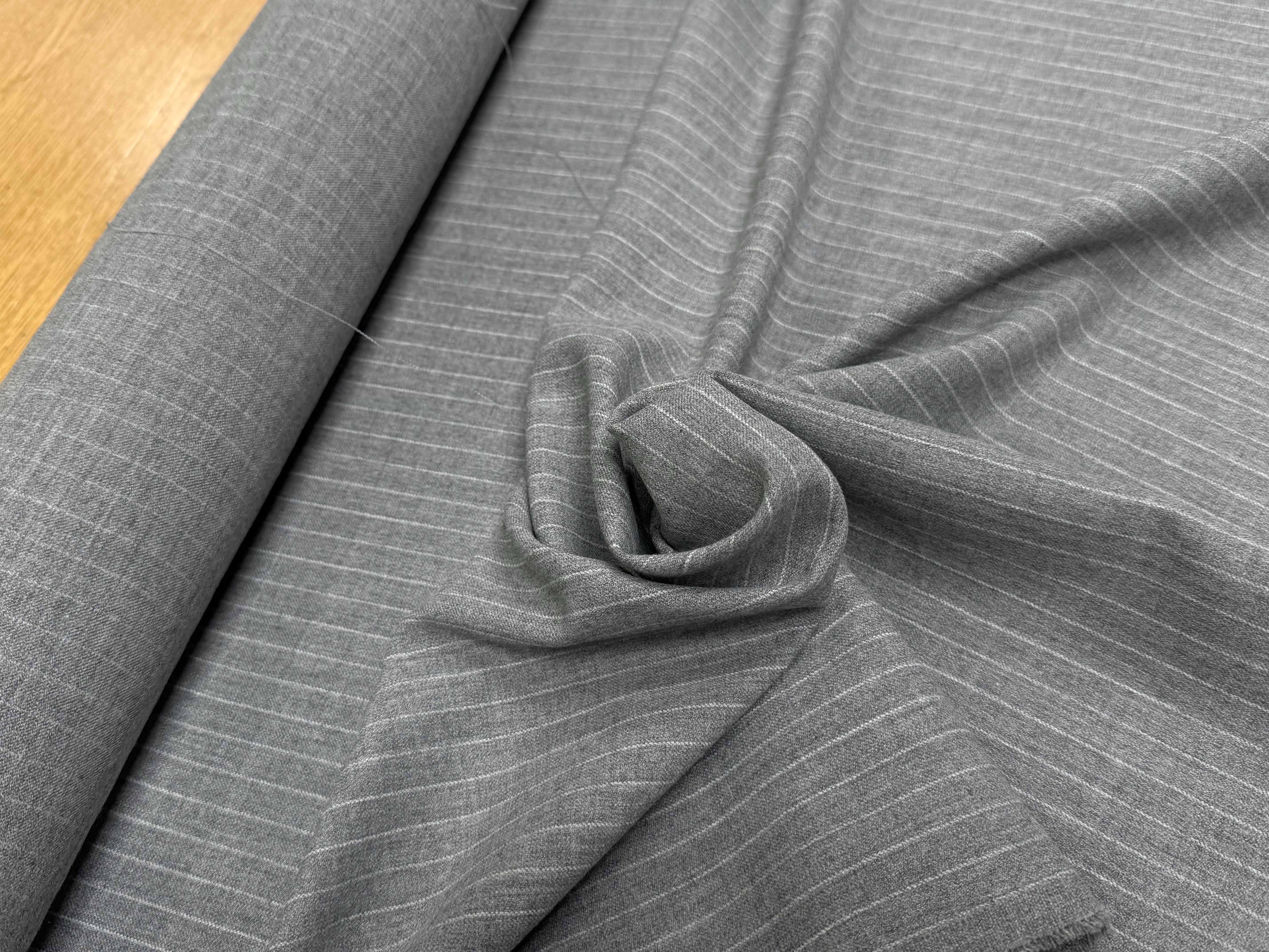 DRAPERIE POLYVISCOSE LAINE STRETCH GRIS RAYÉ - My Little Coupon