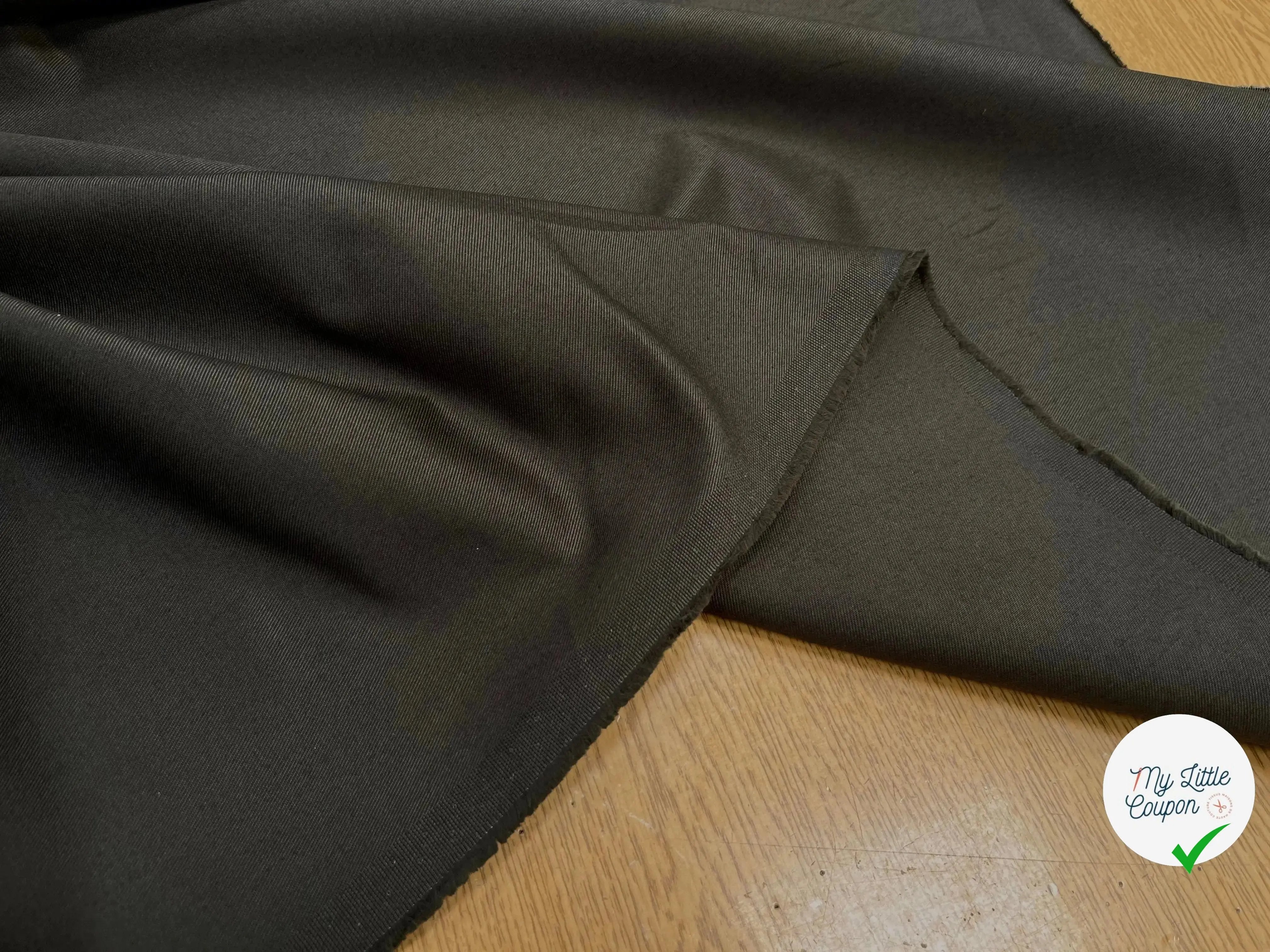 GABARDINE FINEMENT SERGÉ CRAQUANTE KAKI - My Little Coupon