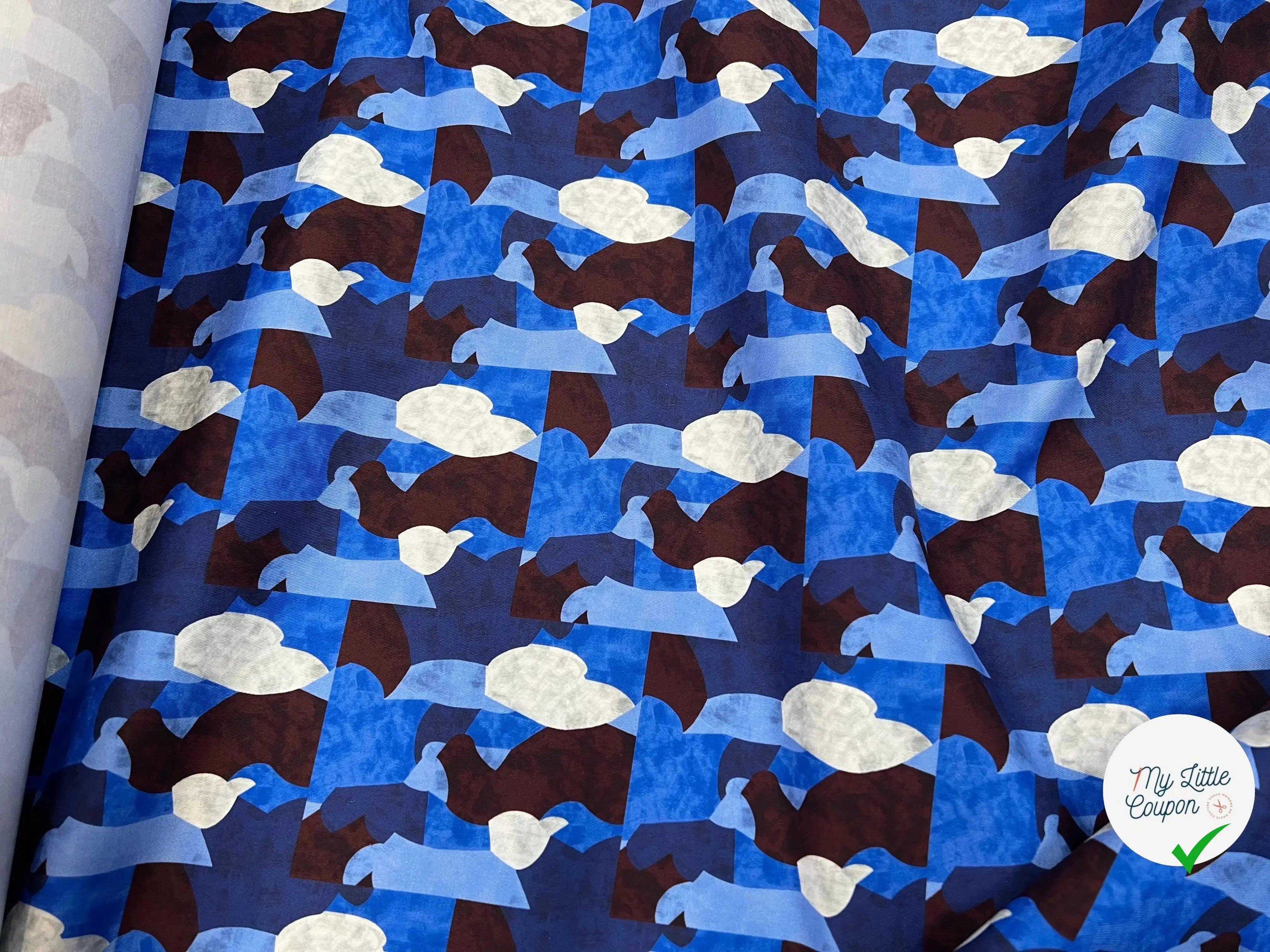 GABARDINE FINEMENT SERGÉE TACHES BLEU MARRON & BLANC MLC INTERN