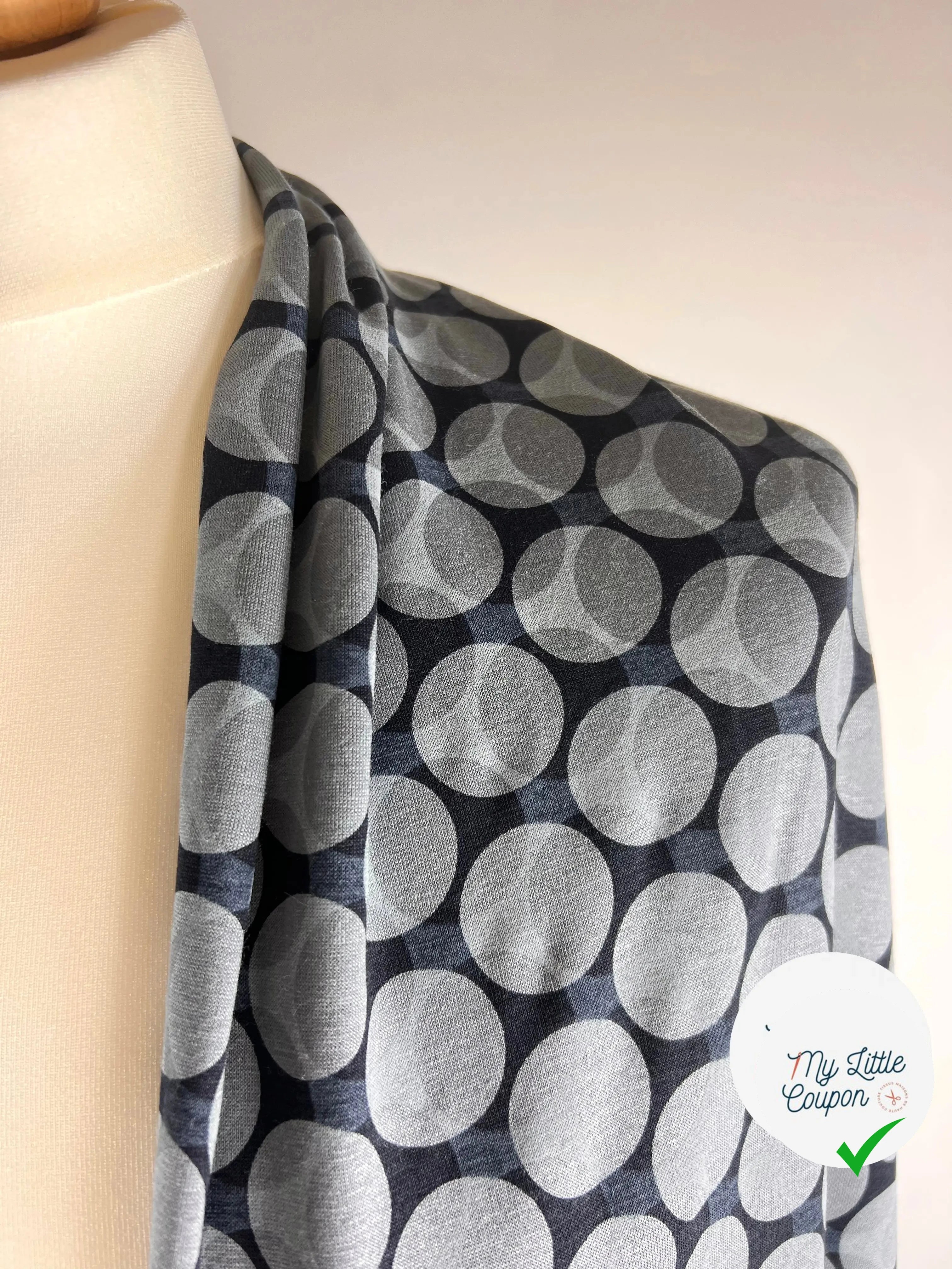 JERSEY VISCOSE CIRCULAIRE GRIS SUR BLEU MLC INTERN