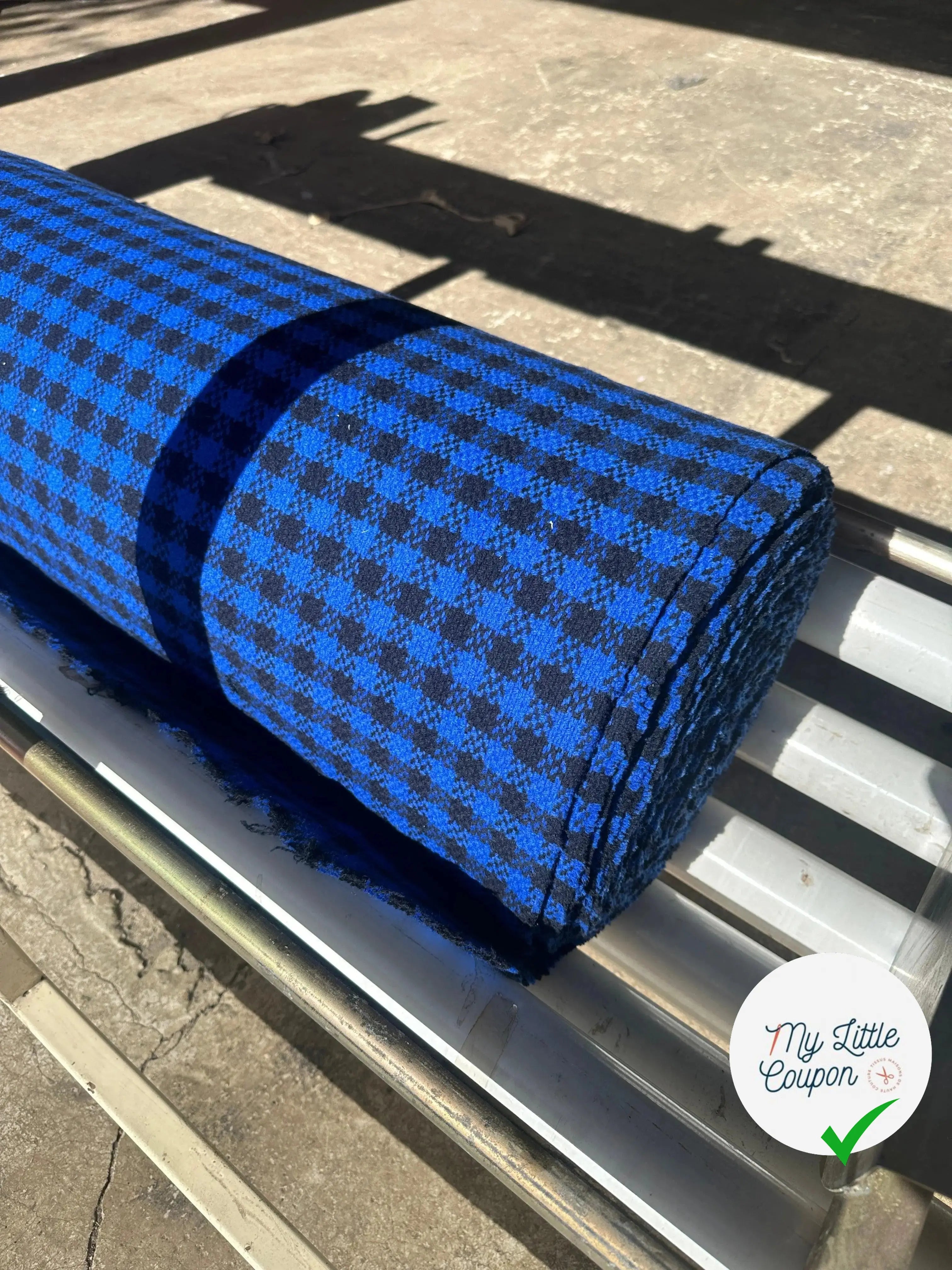 LAINAGE MANTEAU CARREAUX BLEU ÉLECTRIQUE - My Little Coupon - tissu - coudre