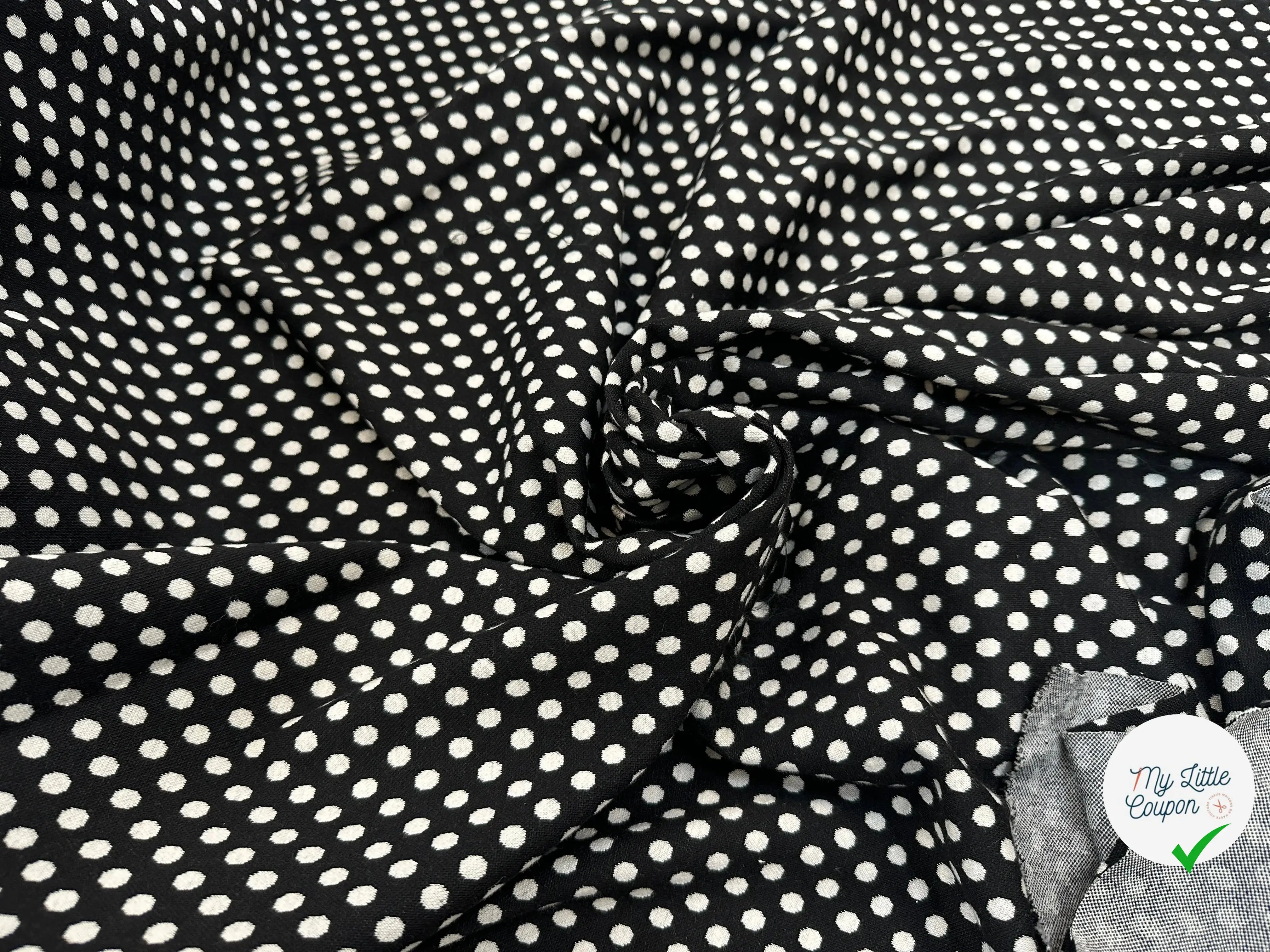 MAILLE JACQUARD POIS FLOCONS NOIR ET BLANC 170CM LAIZE - My Little Coupon