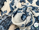 MOUSSELINE VISCOSE FOND BLANC MOTIFS FLEURS BLEU - My Little Coupon