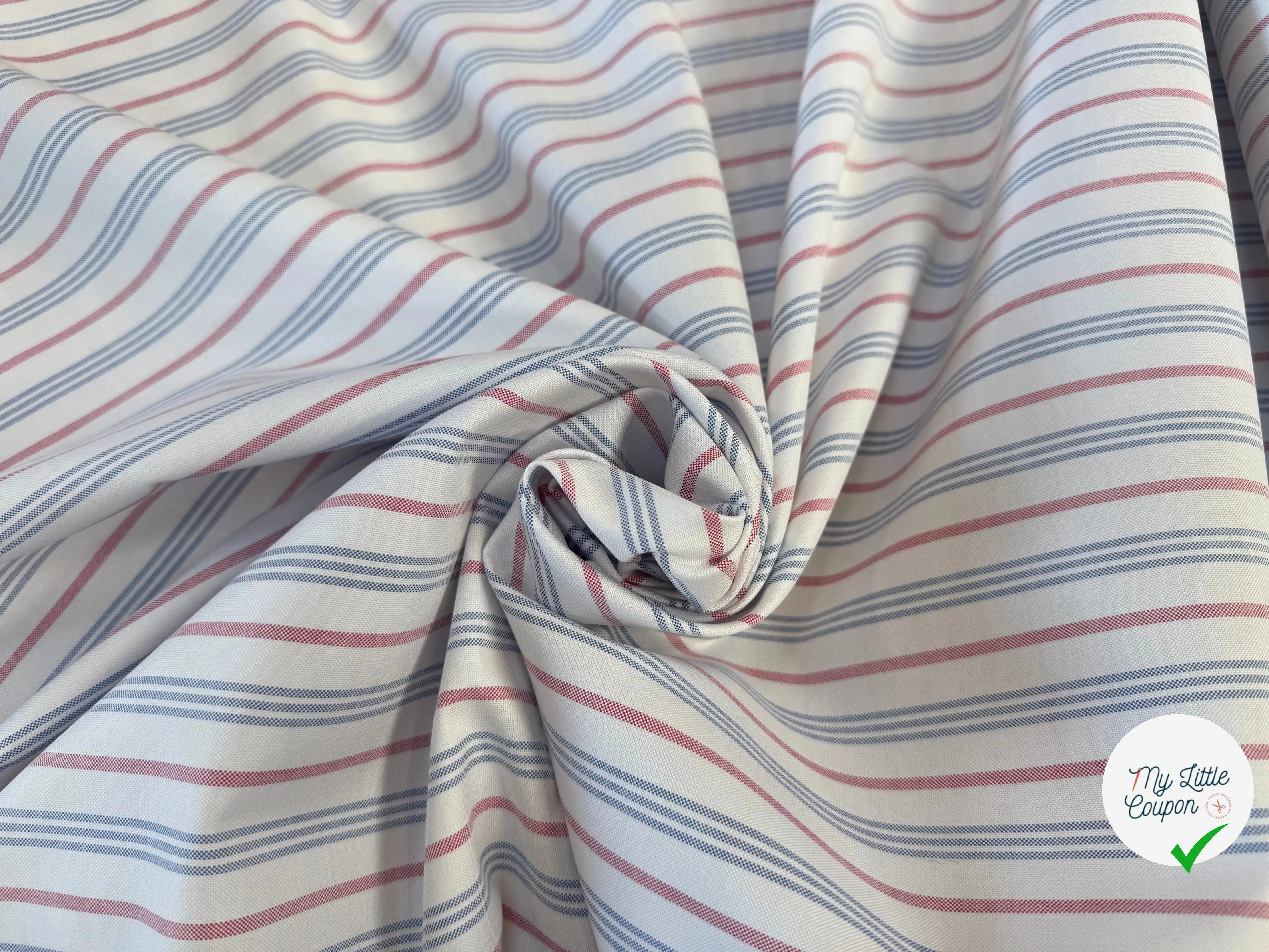 OXFORD DE COTON BLANC A RAYURES IRRÉGULIÈRES ROUGE ET BLEU OEKO-TEX - My Little Coupon