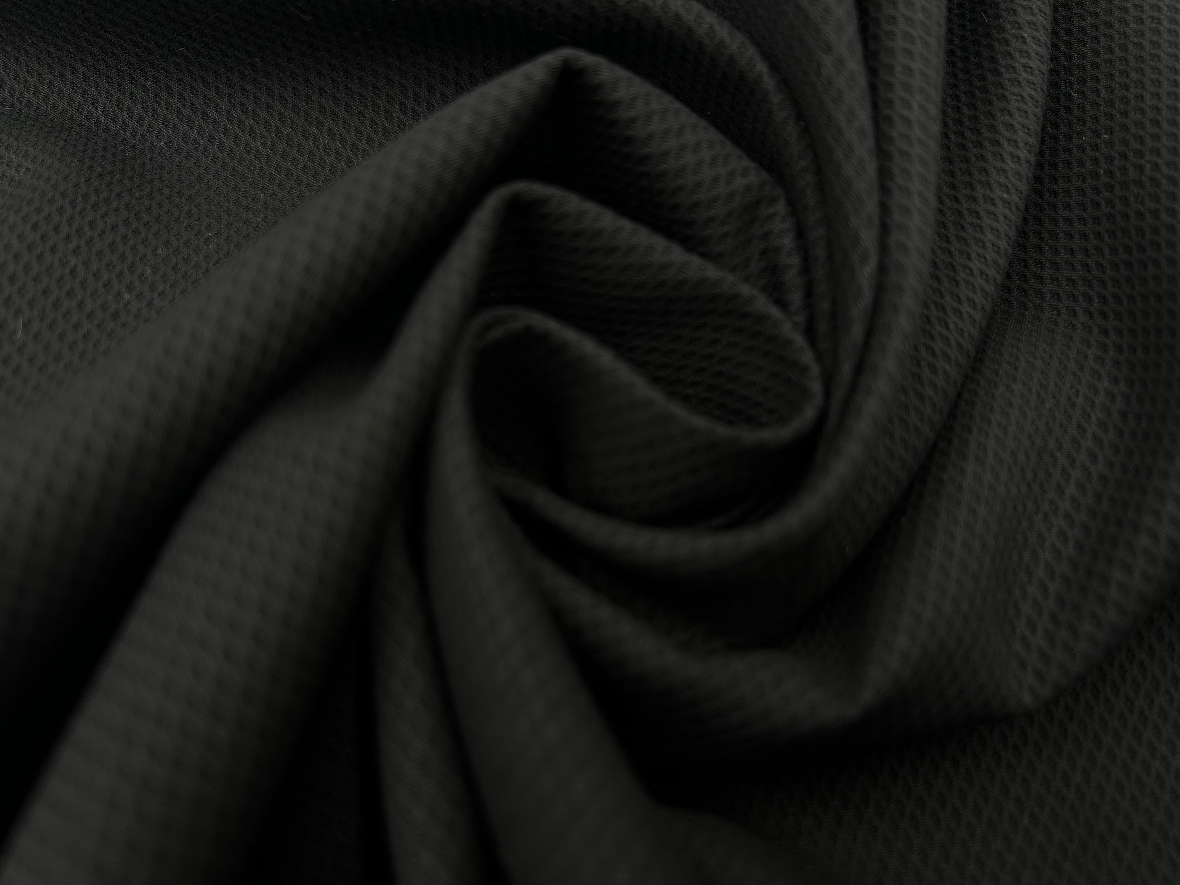 PIQUÉ MICRO LOSANGES NOIR MSO