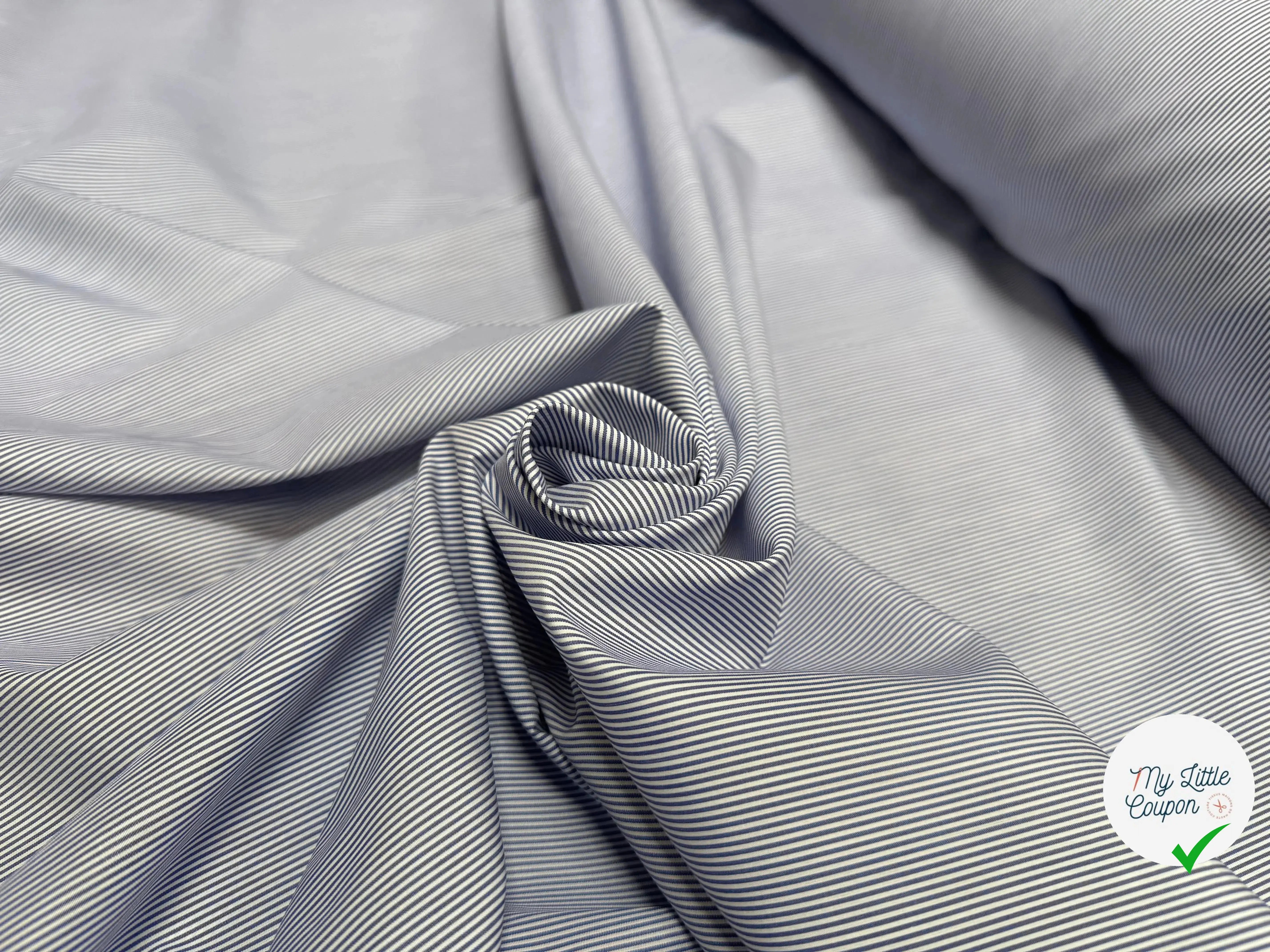 POPELINE DE COTON 100% COTON À RAYURES BLANC ET BLEU NAVY - My Little Coupon