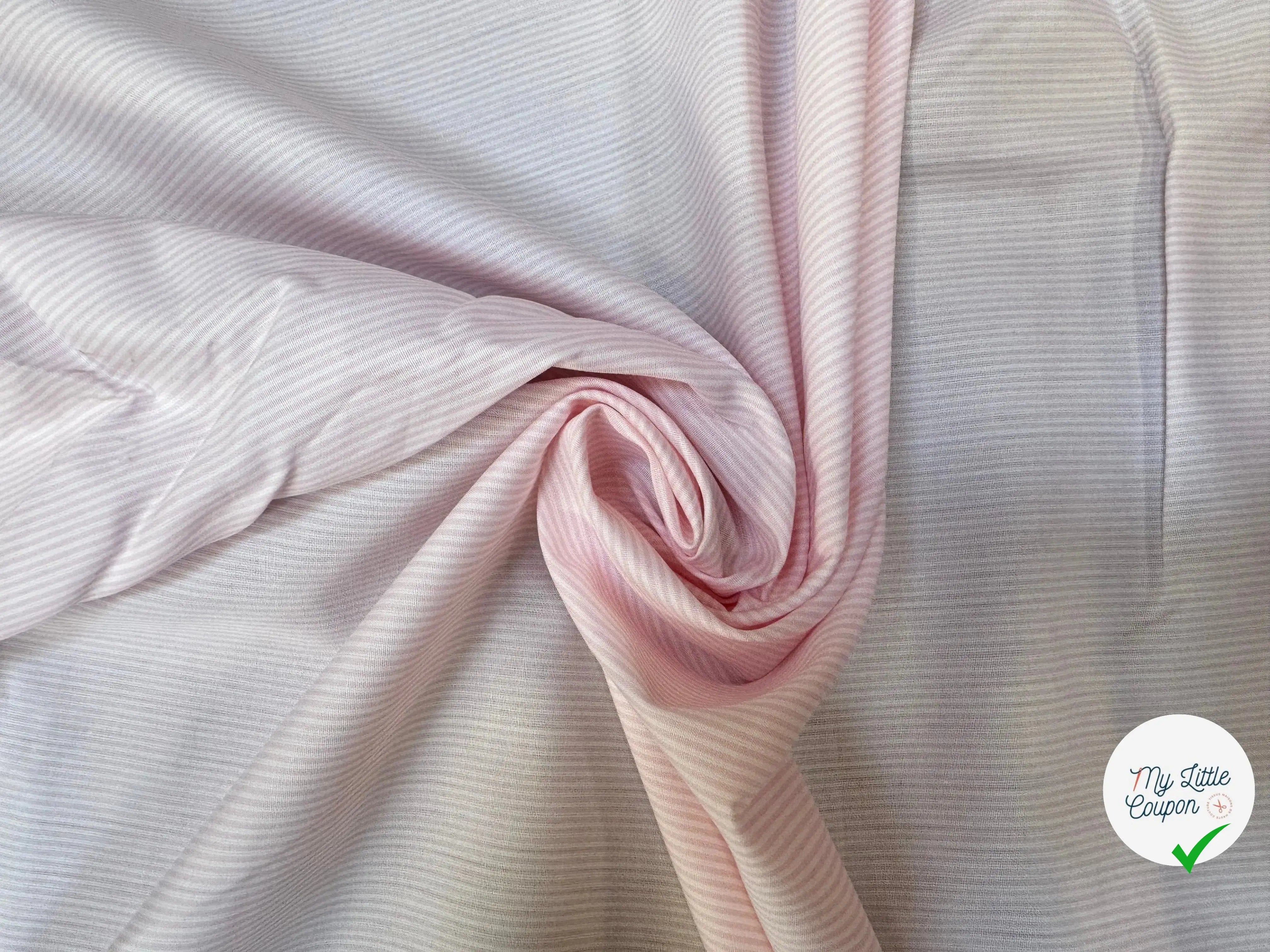 POPELINE DE COTON 100% COTON A RAYURES VERTICALES ROSE PALE ET BLANC - My Little Coupon