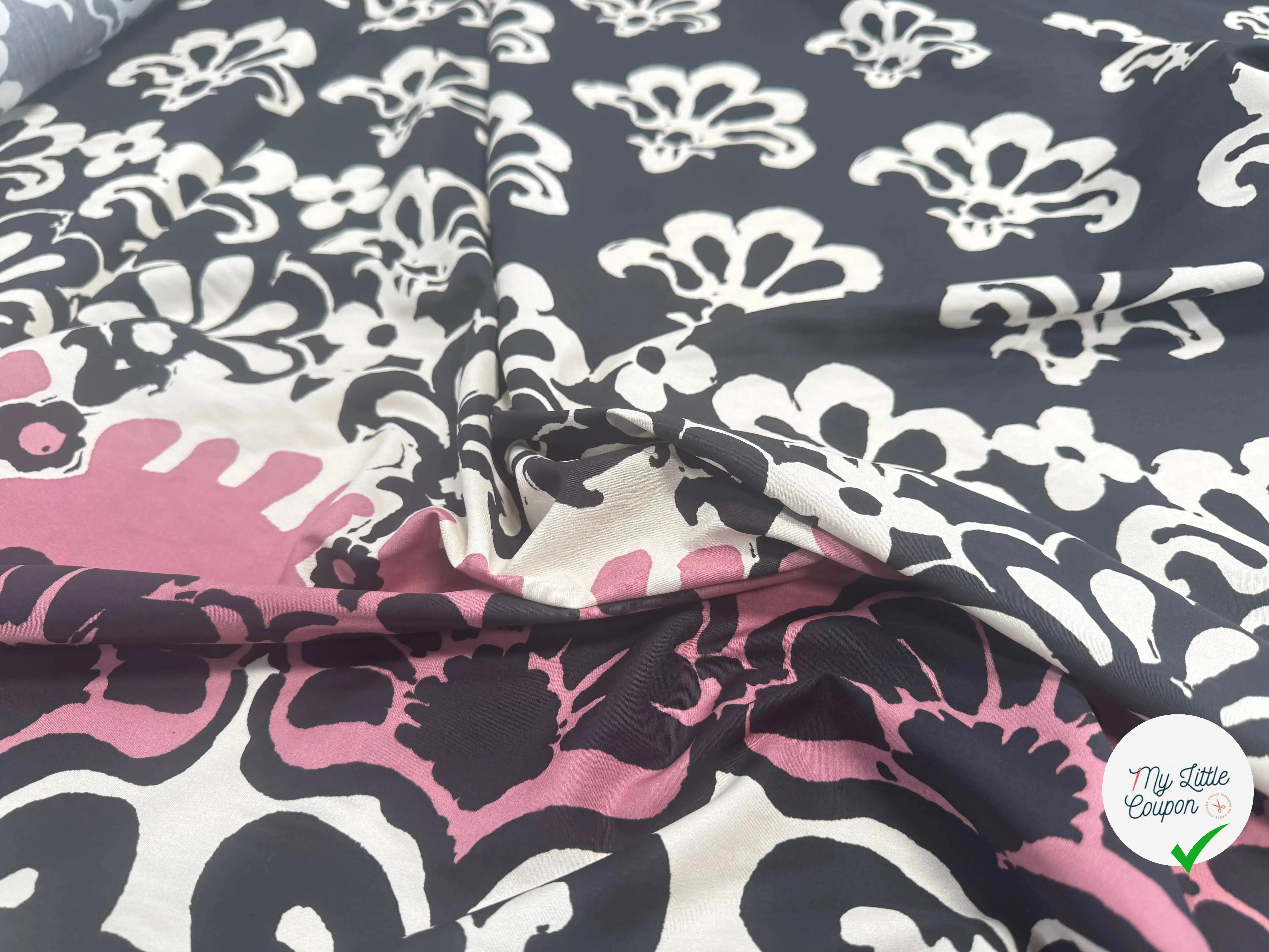 POPELINE DE COTON AVEC BASE FLEURS ABSTRAITE - My Little Coupon