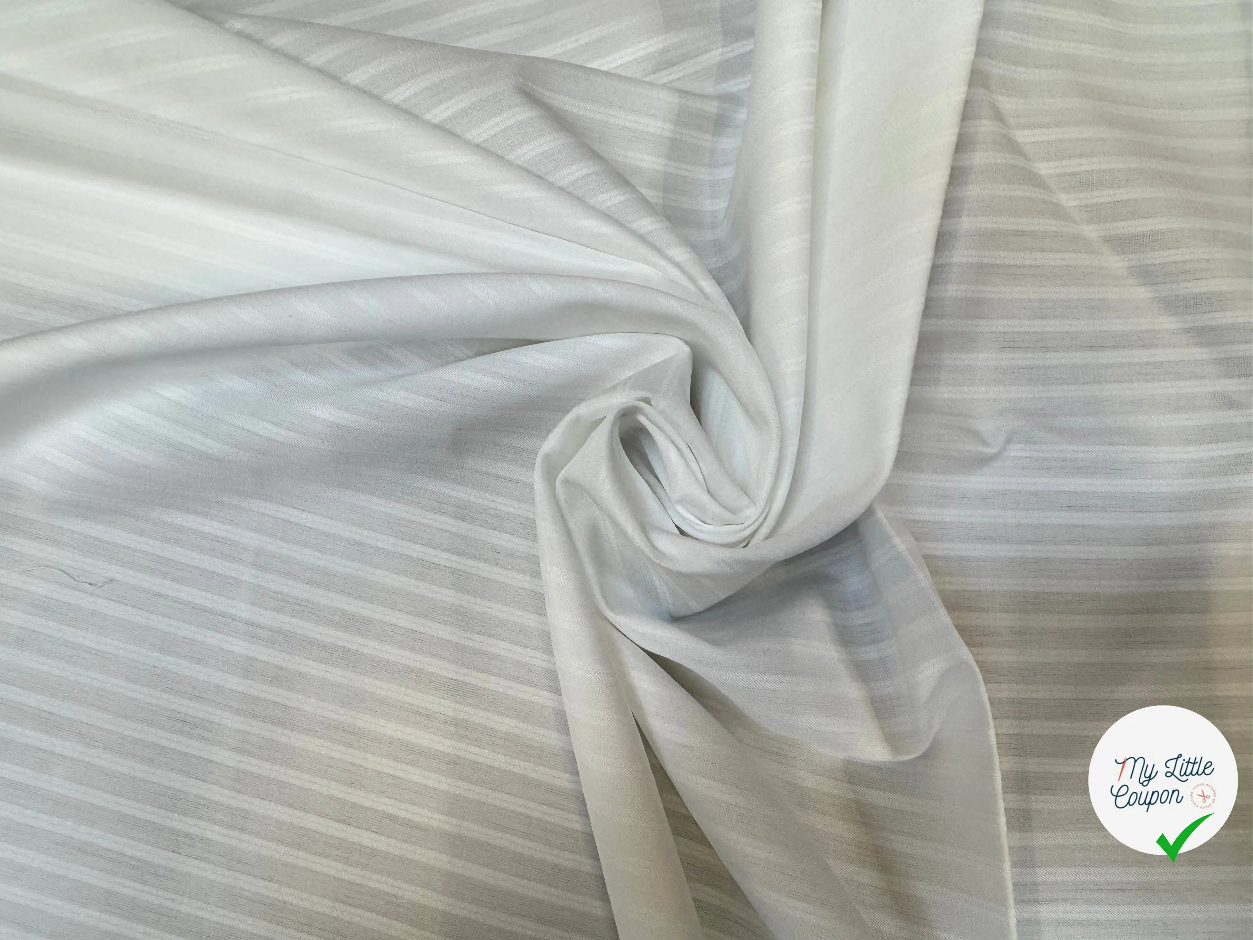 (Chute) POPELINE DE COTON BLANCHE A RAYURES A EFFET SATINE JACQUARD - My Little Coupon
