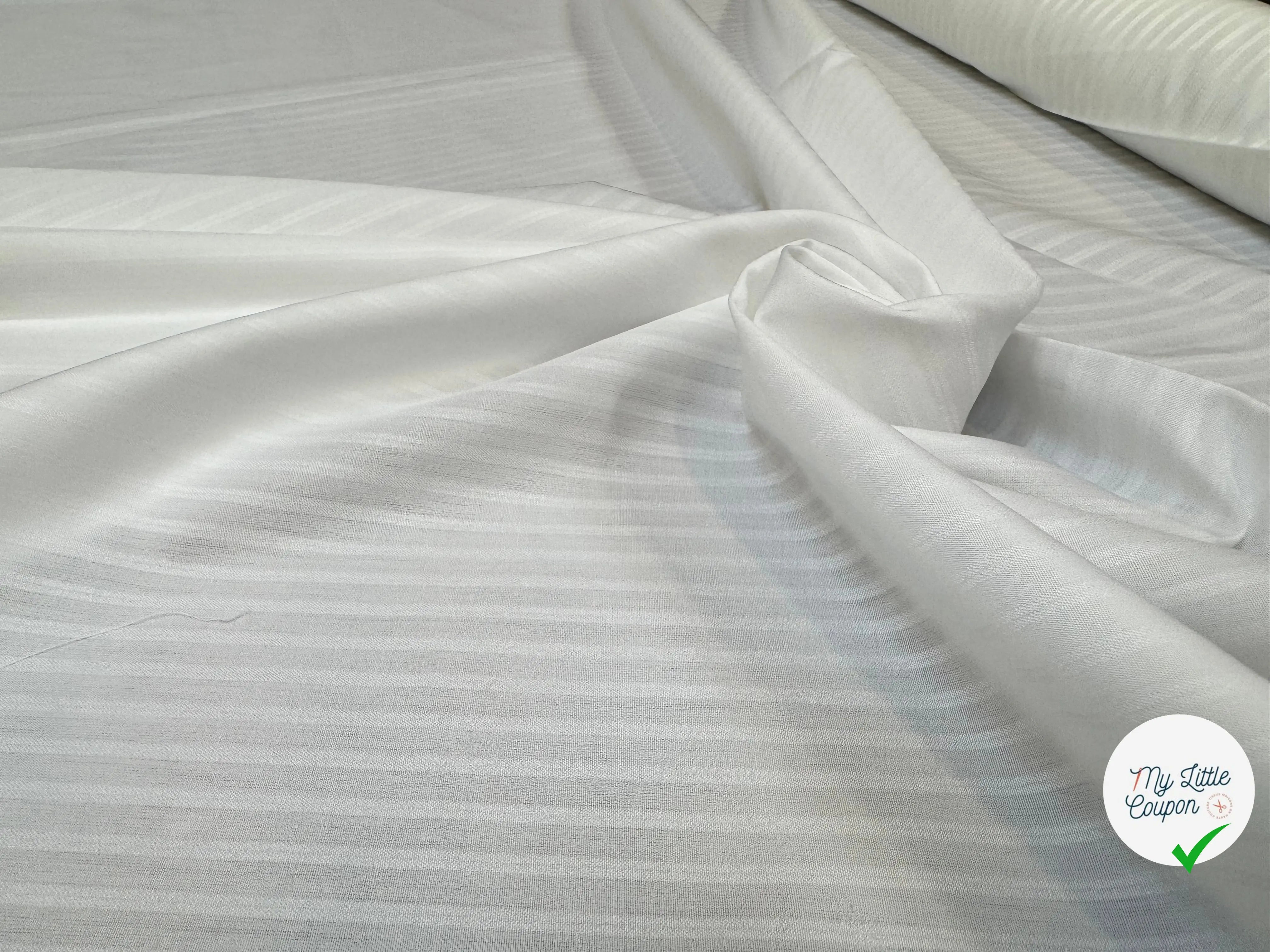 (Chute) POPELINE DE COTON BLANCHE A RAYURES A EFFET SATINE JACQUARD - My Little Coupon