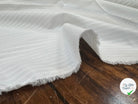 (Chute) POPELINE DE COTON BLANCHE A RAYURES A EFFET SATINE JACQUARD - My Little Coupon