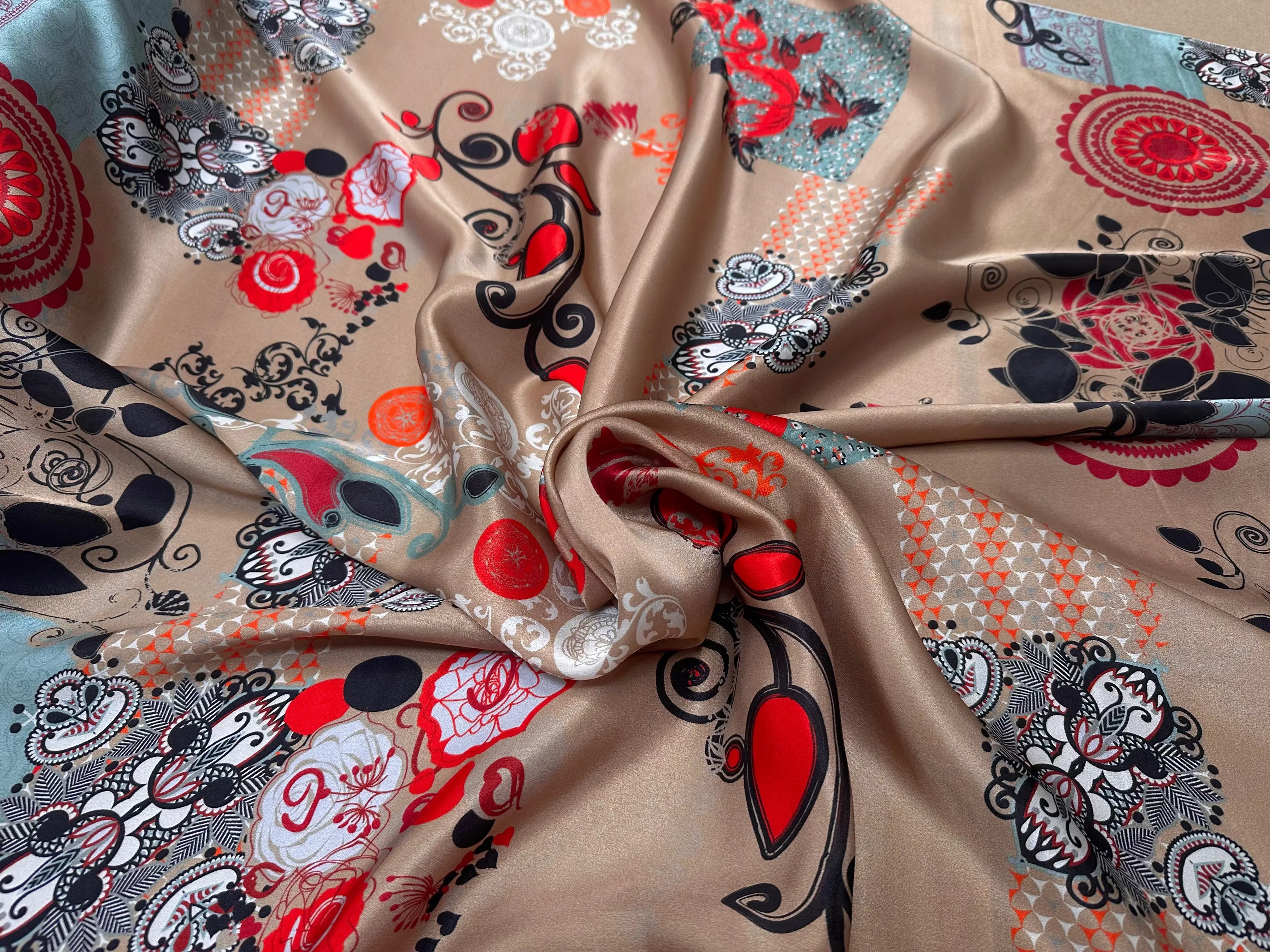 SATIN DE SOIE POESIA DI MARRONE E FOGLIE - My Little Coupon