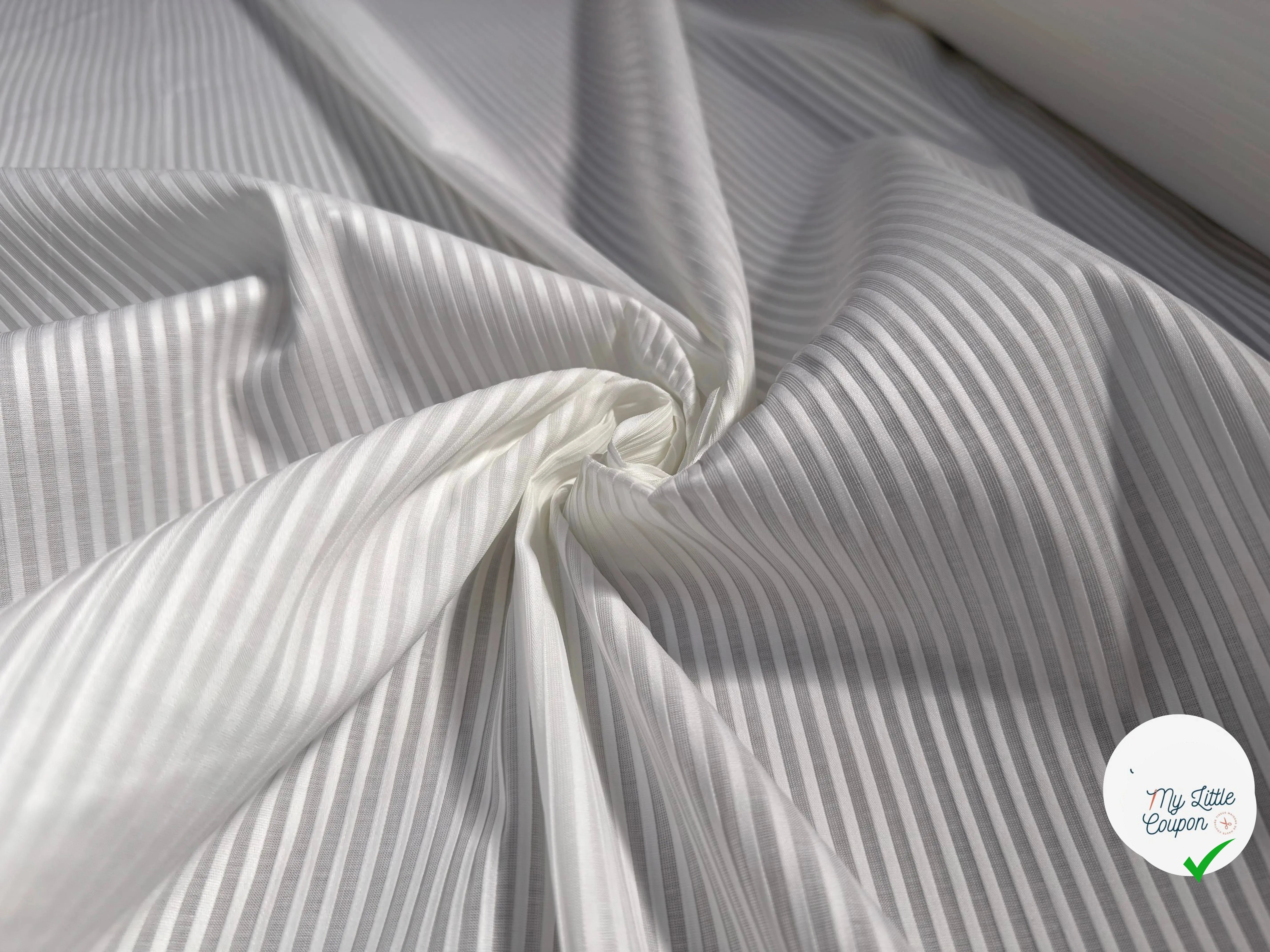 TOILE COTON RAYURE JACQUARD PETITES RAYURES HORIZONTALES - My Little Coupon