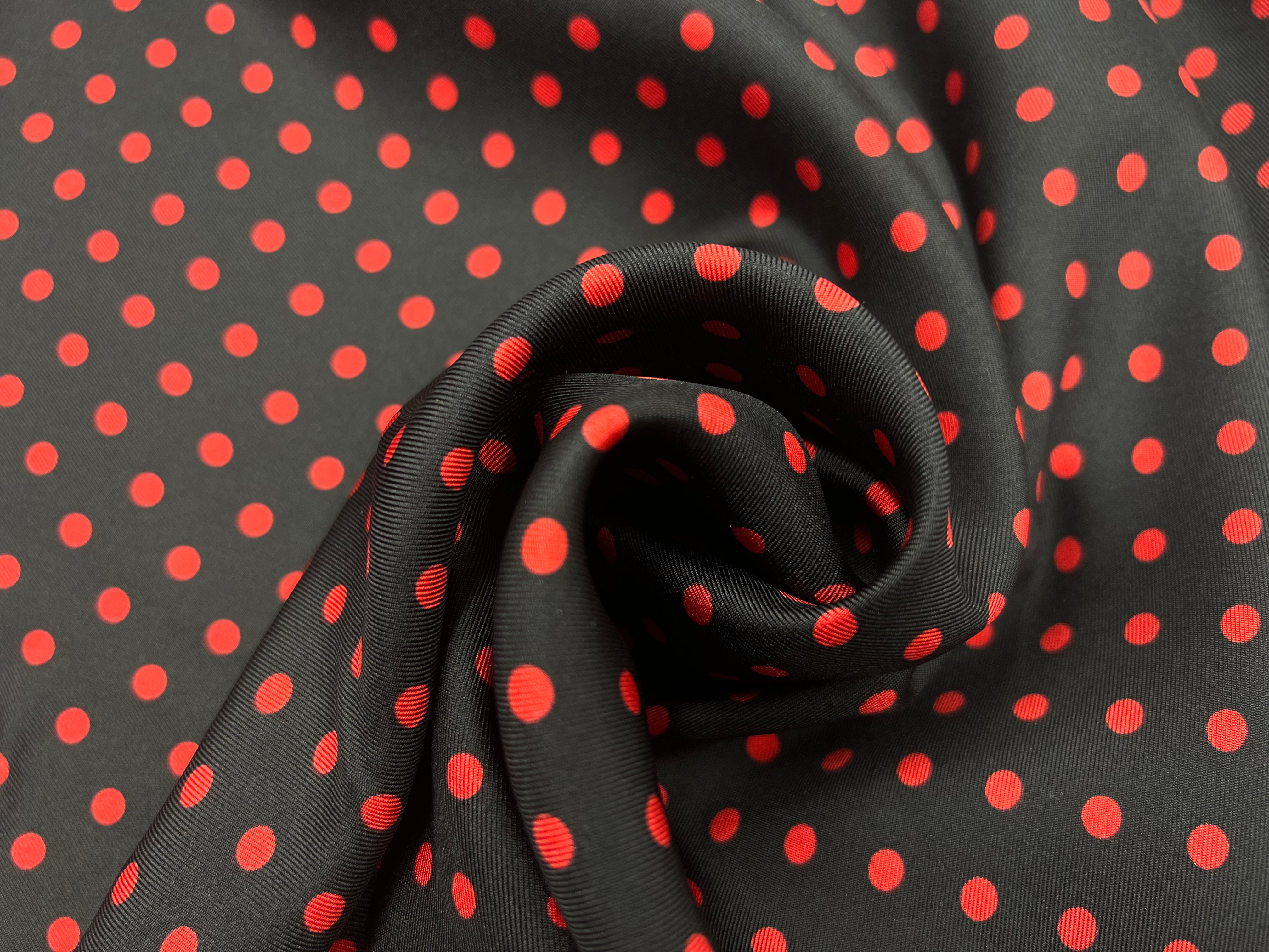 TWILL DE SOIE IMPRIMÉ FONDS NOIR POIS ROUGE MSO