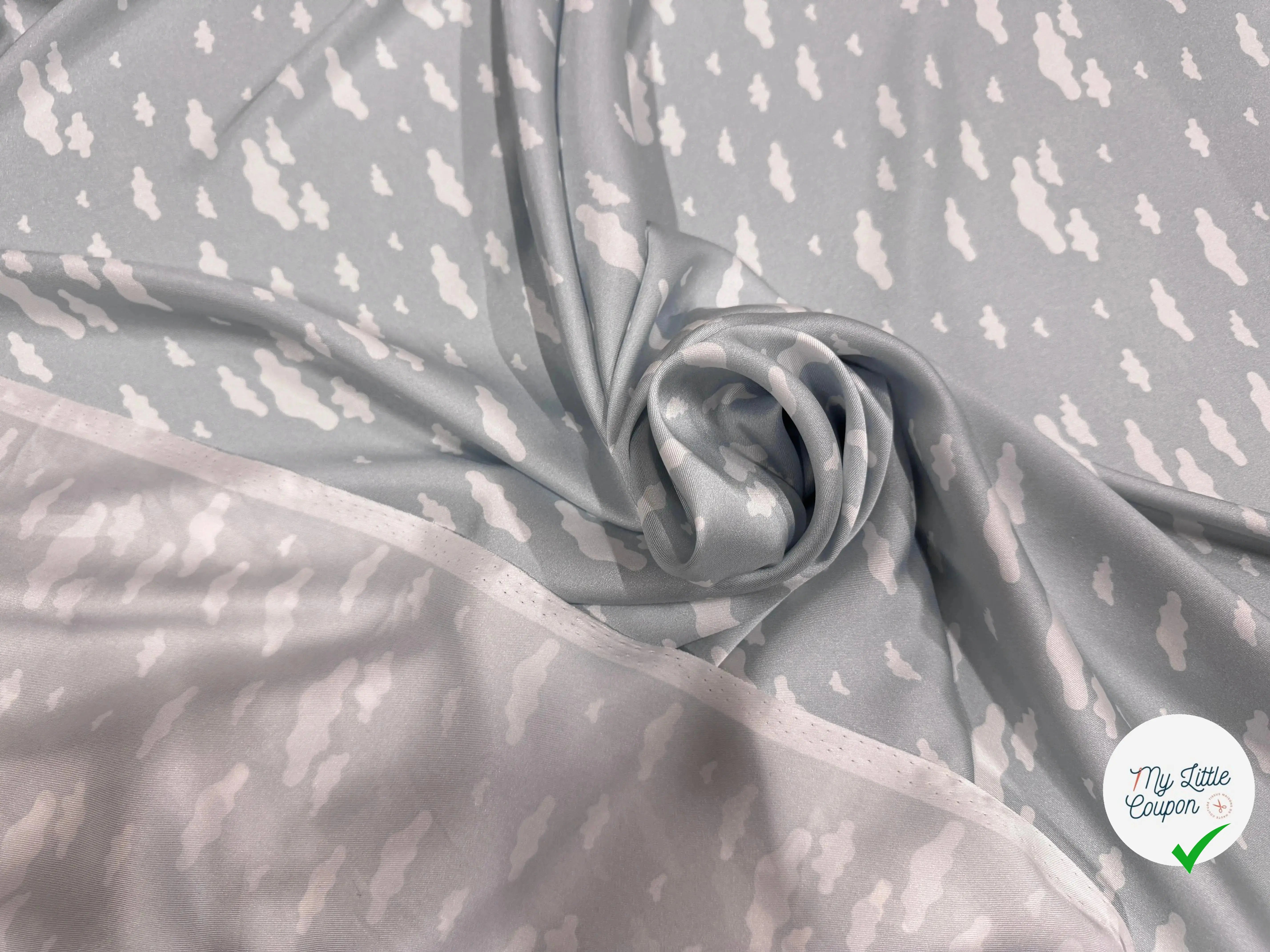 TWILL POLYESTER NUAGES GRIS CLAIR - My Little Coupon