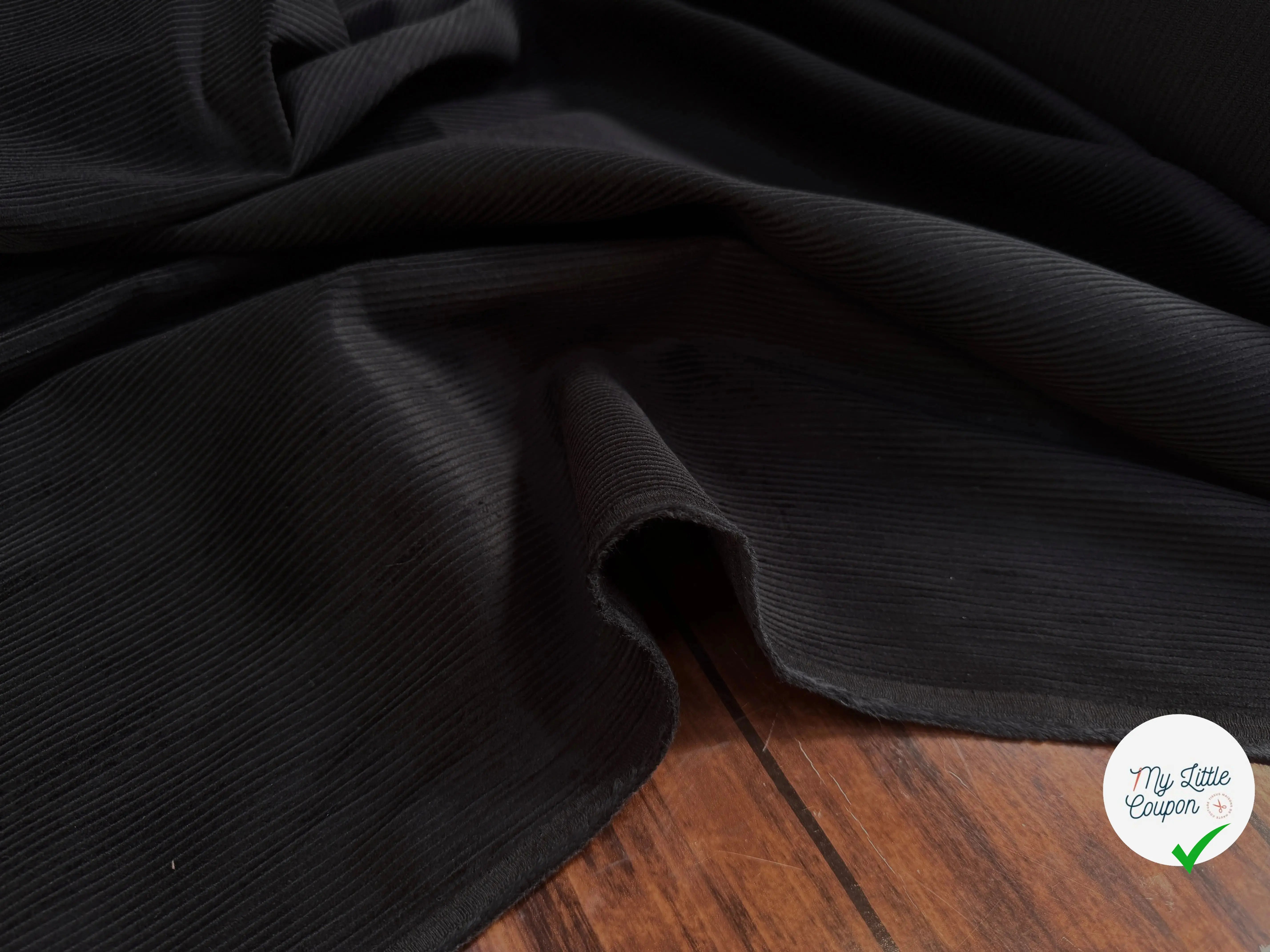 VELOURS 500 RAIES UNI NOIR 150 - My Little Coupon