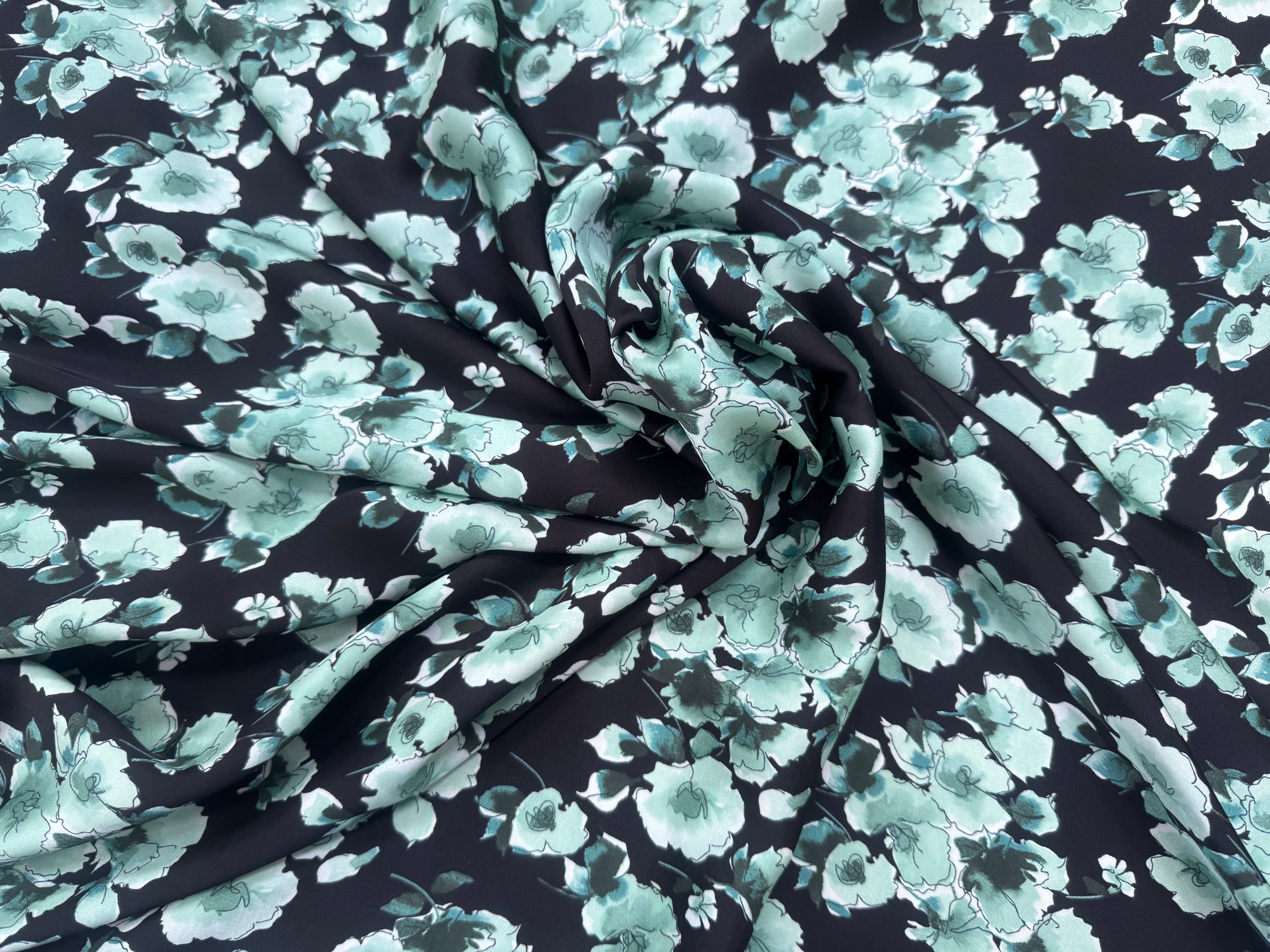 VICOSE FLUIDE LEGEREMENT SATINE NOIR FLEURS VERTES - My Little Coupon