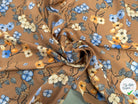 VISCOSE À FLEURS JAPONAISES BLEUES ET BEIGES SUR UN FOND TAUPE - My Little Coupon