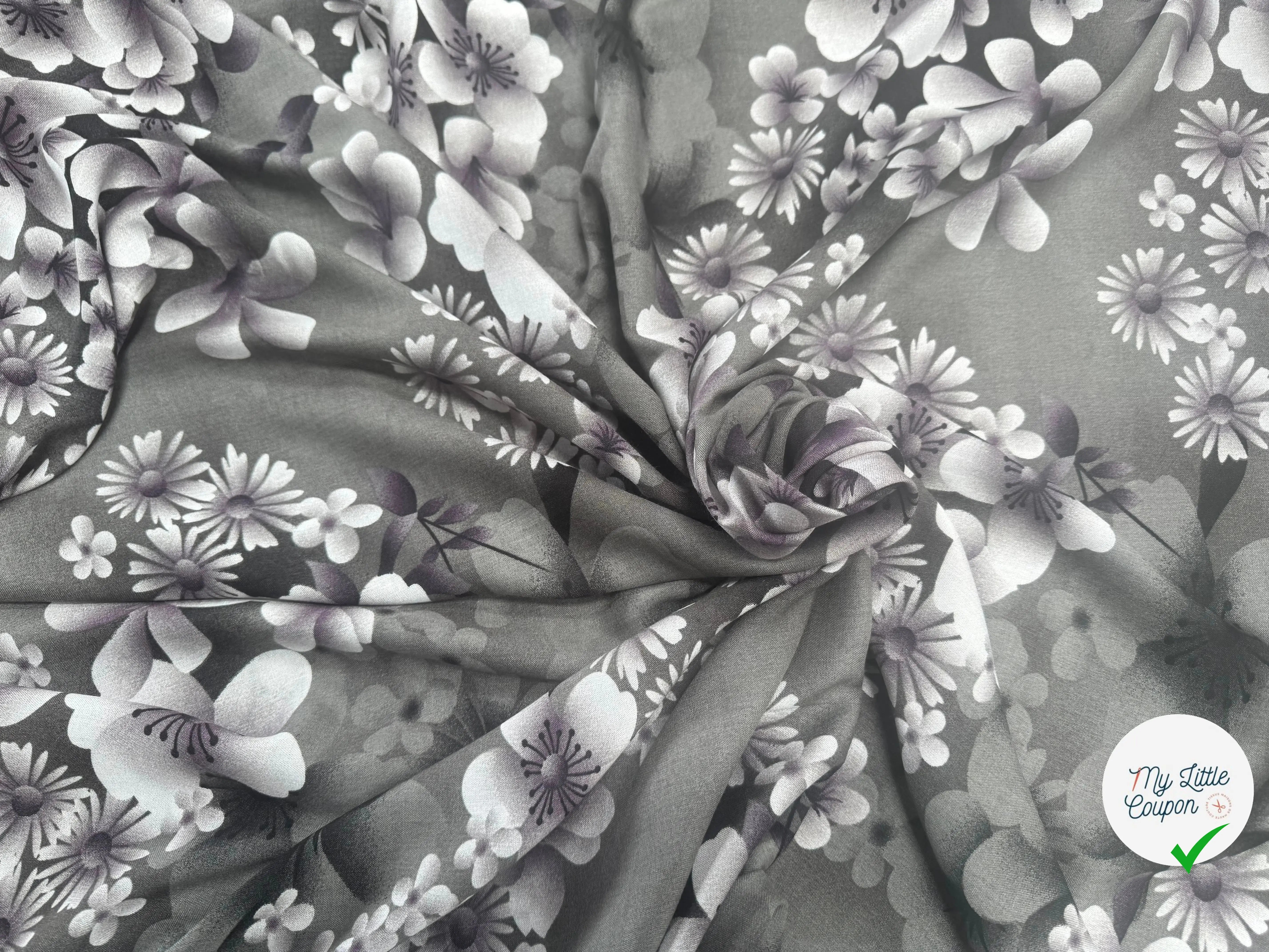 VISCOSE À MOTIFS ROSES ET PISSENLITS SUR FOND GRIS DE COULEURS GRIS - My Little Coupon