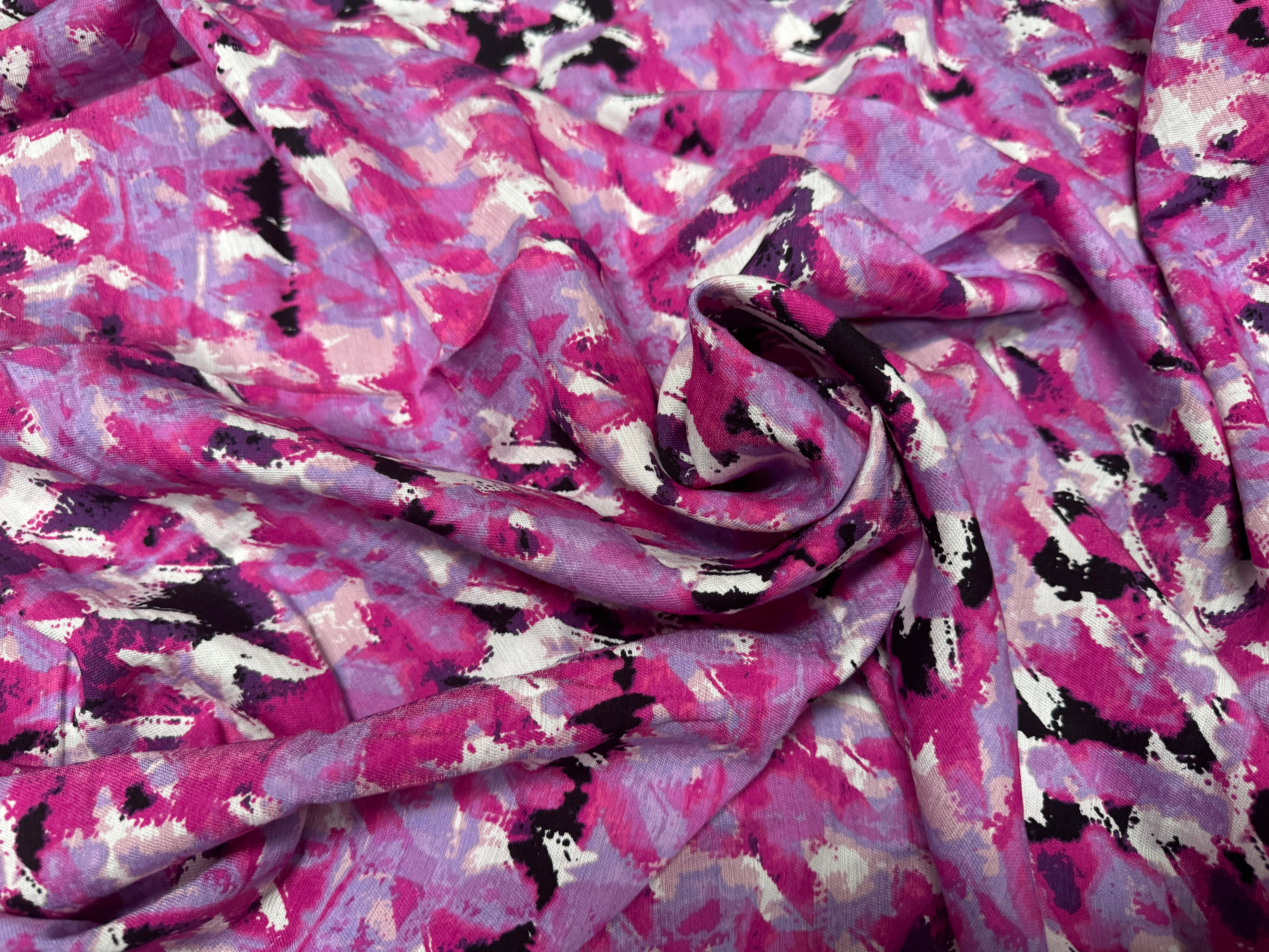 VISCOSE NYLON TWILL TISSU IMPRIMÉ ABSTRAIT FUCHSIA - My Little Coupon