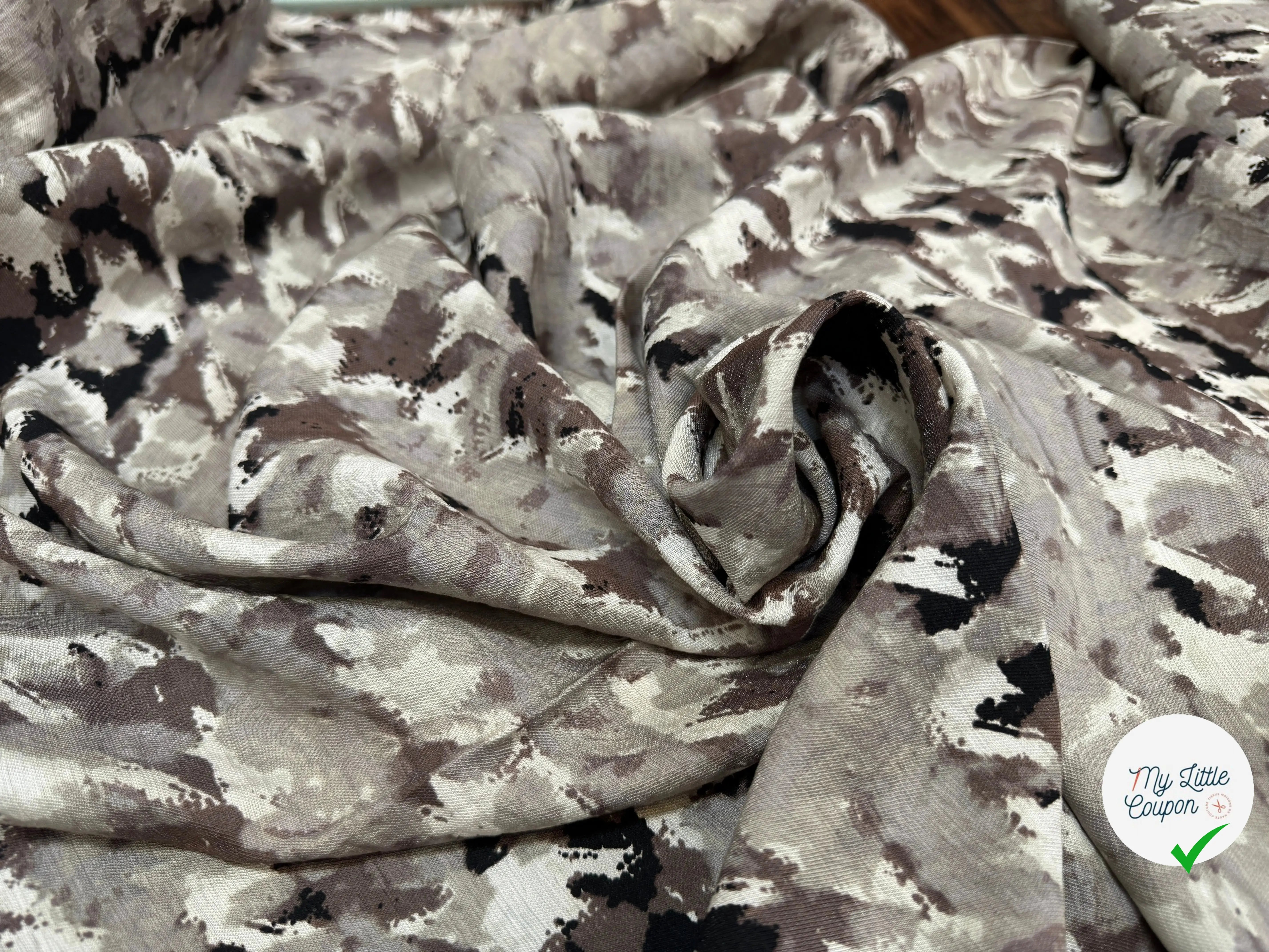 VISCOSE NYLON TWILL TISSU IMPRIMÉ ABSTRAIT NOIR - My Little Coupon