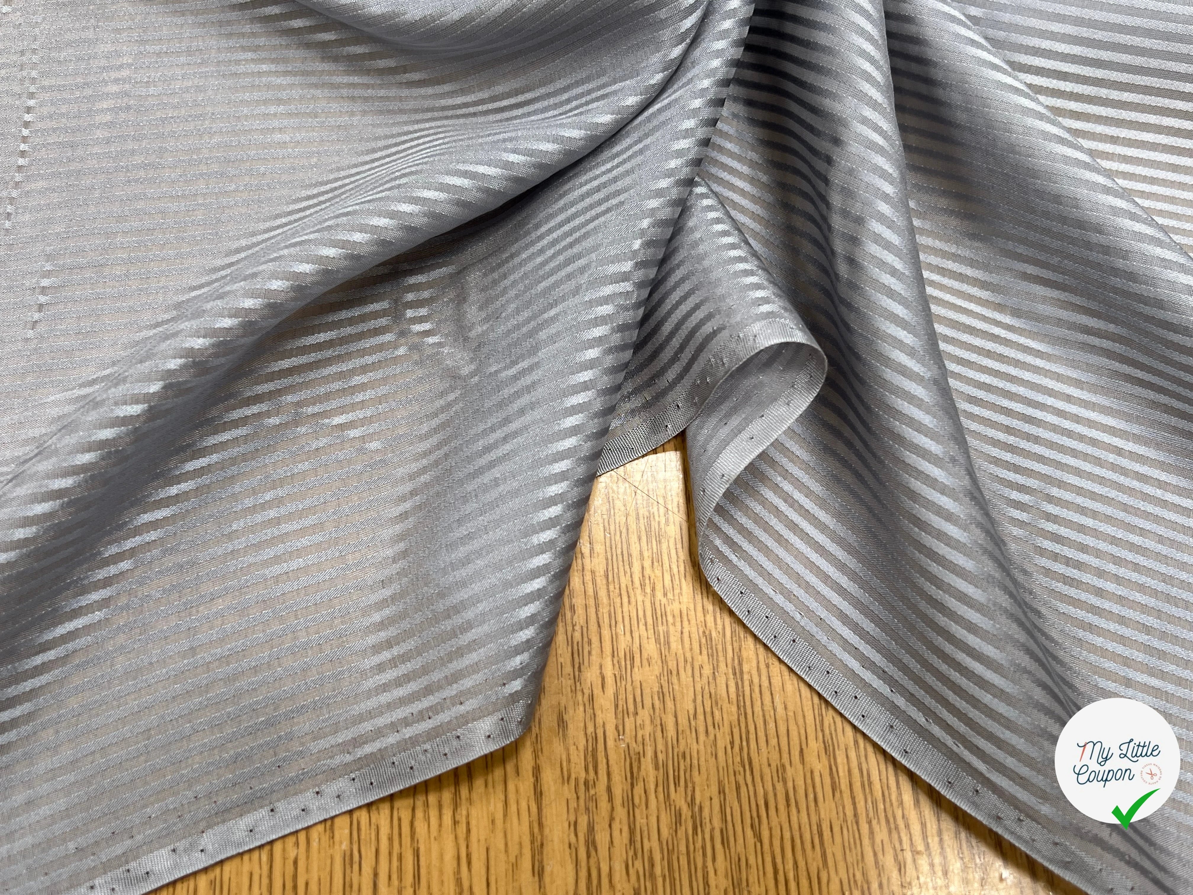 (Chute) VOILE DE SOIE À RAYURE GRIS 100% SOIE - My Little Coupon