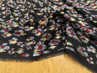 (Chute) WOOLPEACH FOND NOIR MOTIF FLEUR GRIS ET ROUGE AVEC DETAILS DORÉ - My Little Coupon