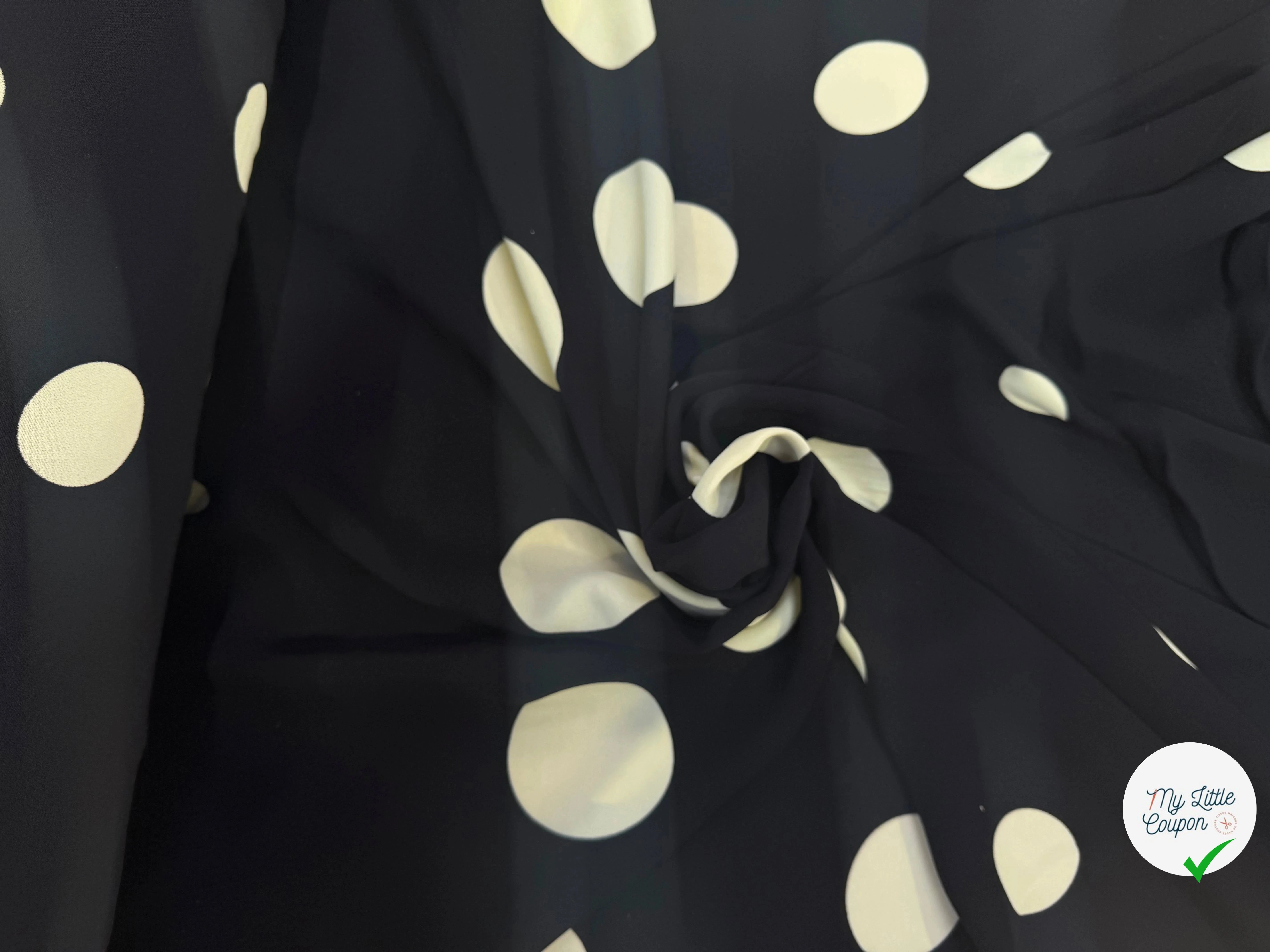 CREPE MAROCAIN 100% VISCOSE NOIR POIS BLANC CASSÉ - My Little Coupon