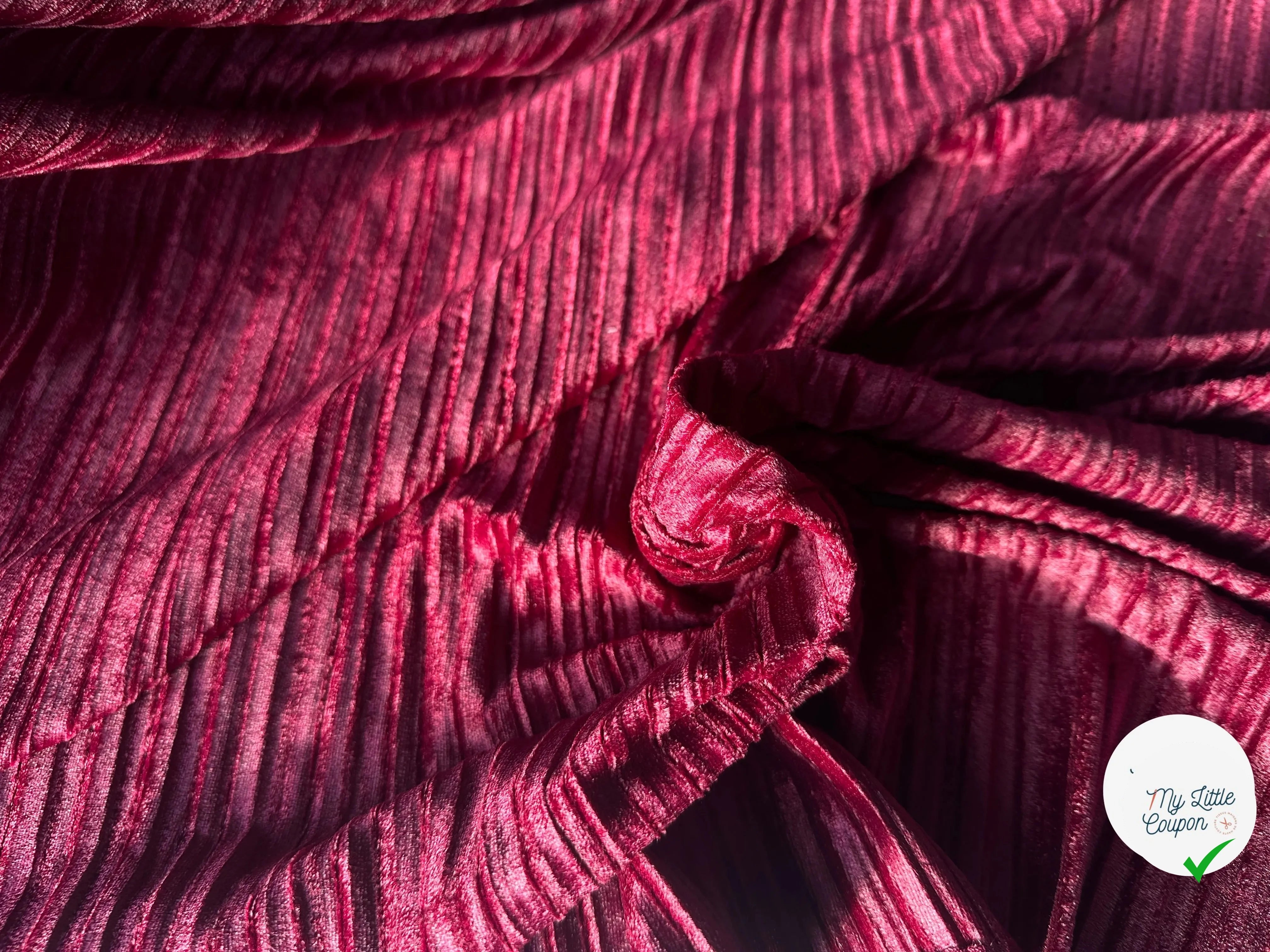 VELOURS PLISSÉ ROUGE LIE DE VIN MLC INTERN