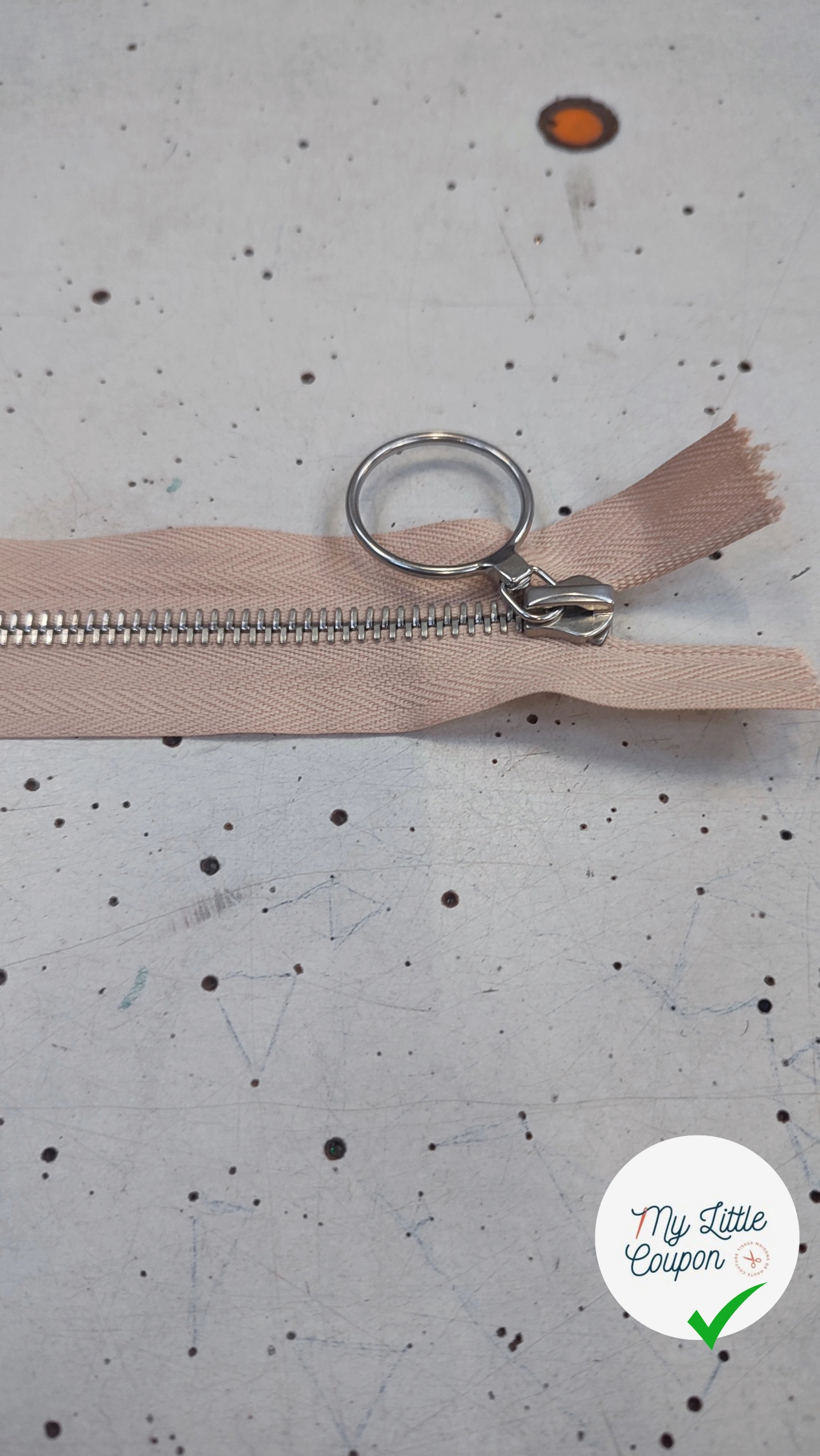 (Copie) FERMETURE RIRI METAL NON SÉPARABLE 35CM ROSE SAUMON BEIGE - My Little Coupon