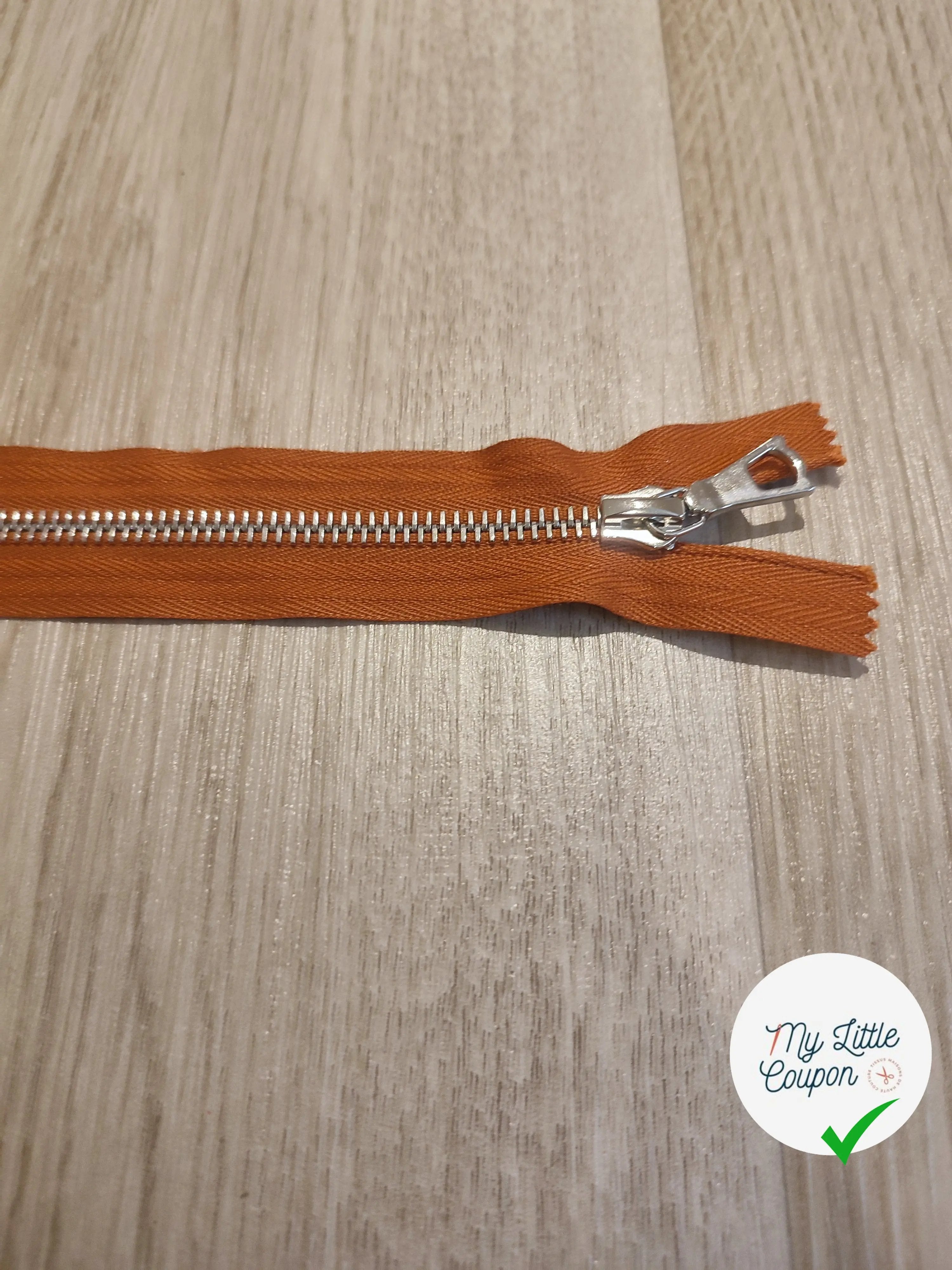 FERMETURE RIRI METAL SÉPARABLE 70CM MARRIN ORANGE M6 - My Little Coupon