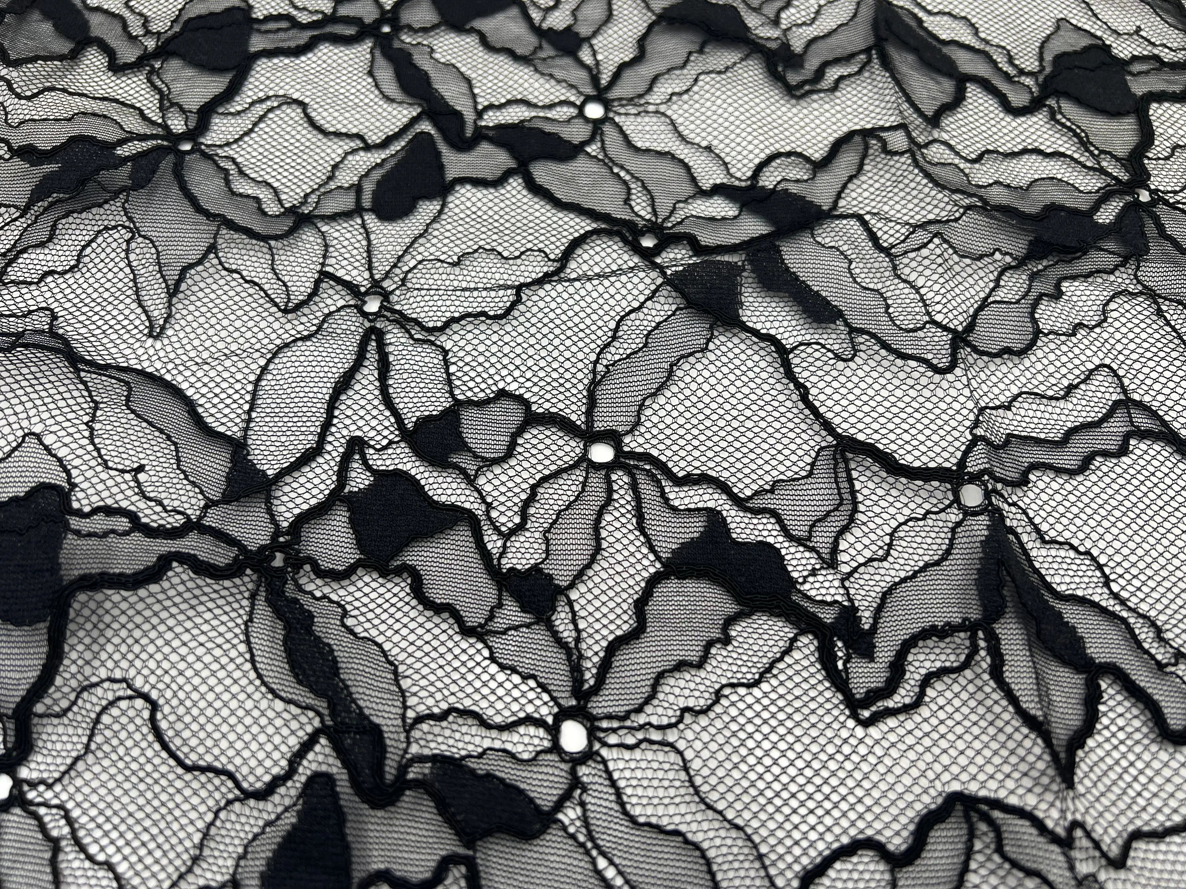 DENTELLE FLORALIE NOIRE - My Little Coupon - tissu - coudre