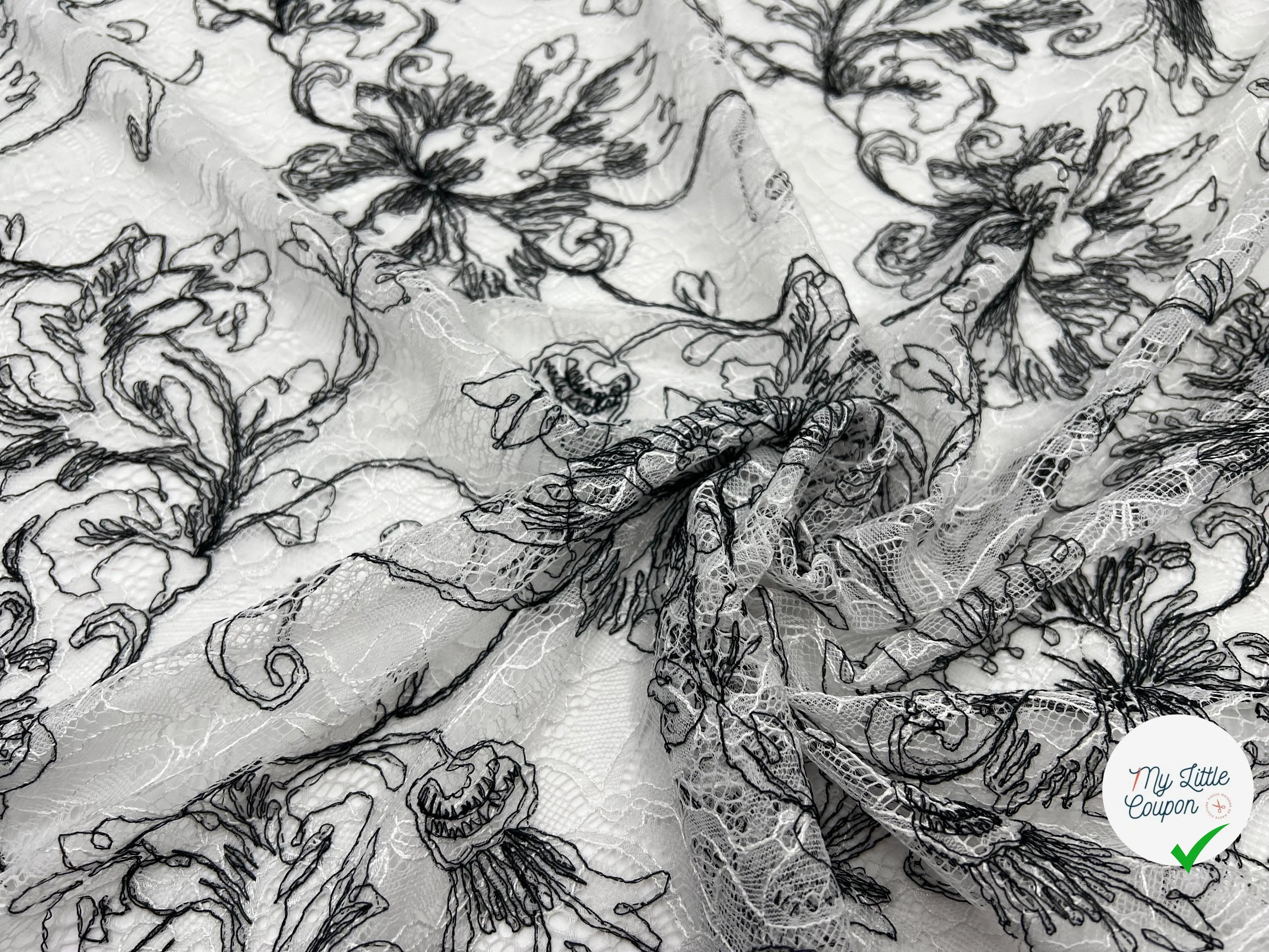 DENTELLE REBRODÉE D'ARABESQUES FLORALES - My Little Coupon - tissu - coudre