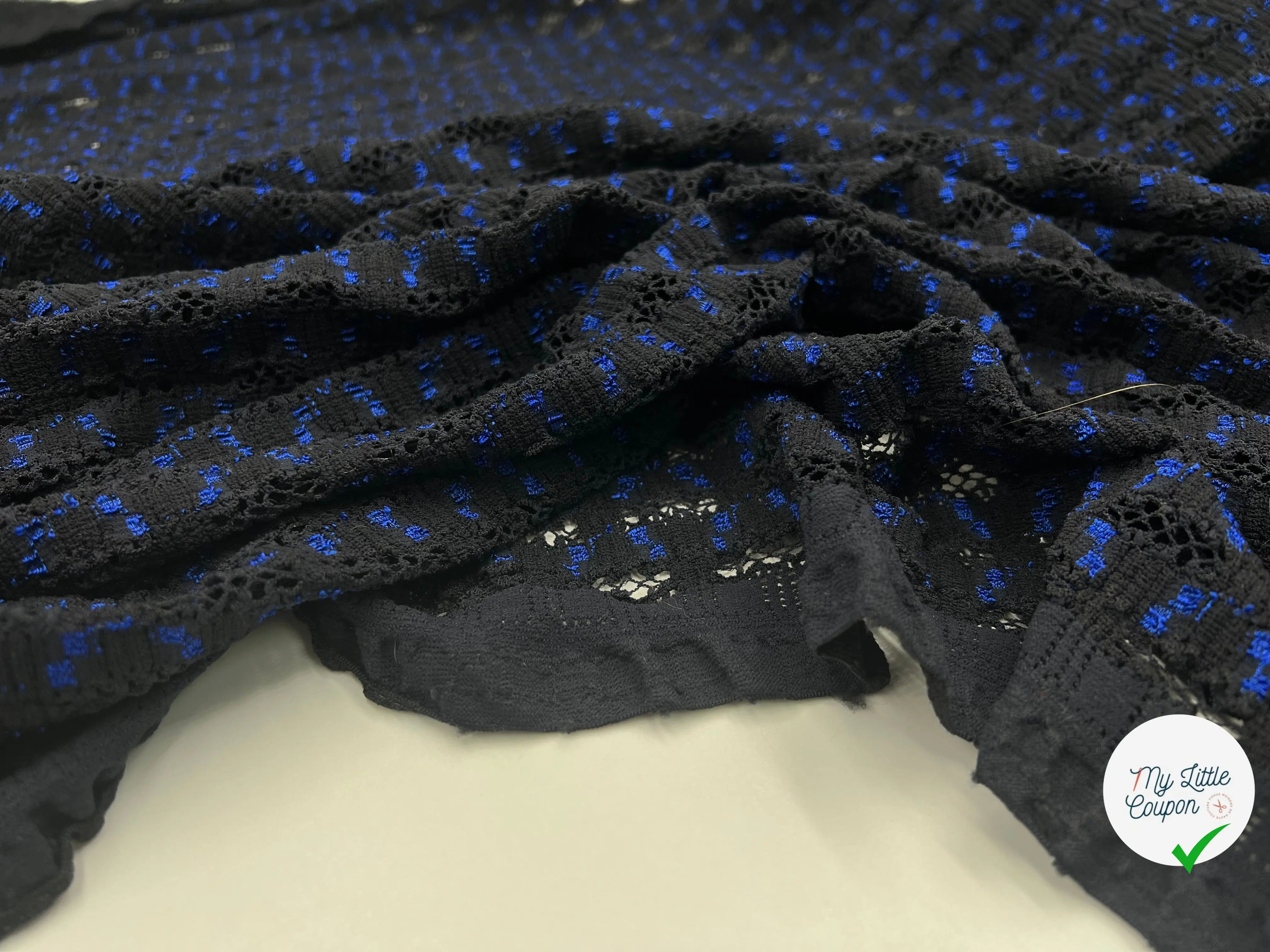 DENTELLE ROYAL ET NOIR STRETCH - My Little Coupon - tissu - coudre