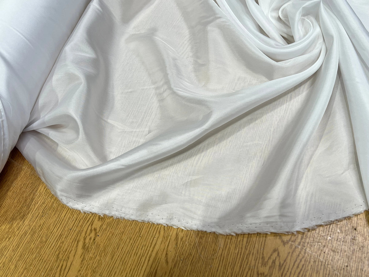 DOUBLURE FINE ET LISSE 62% ACETATE 38% CUPRO BLANC - My Little Coupon
