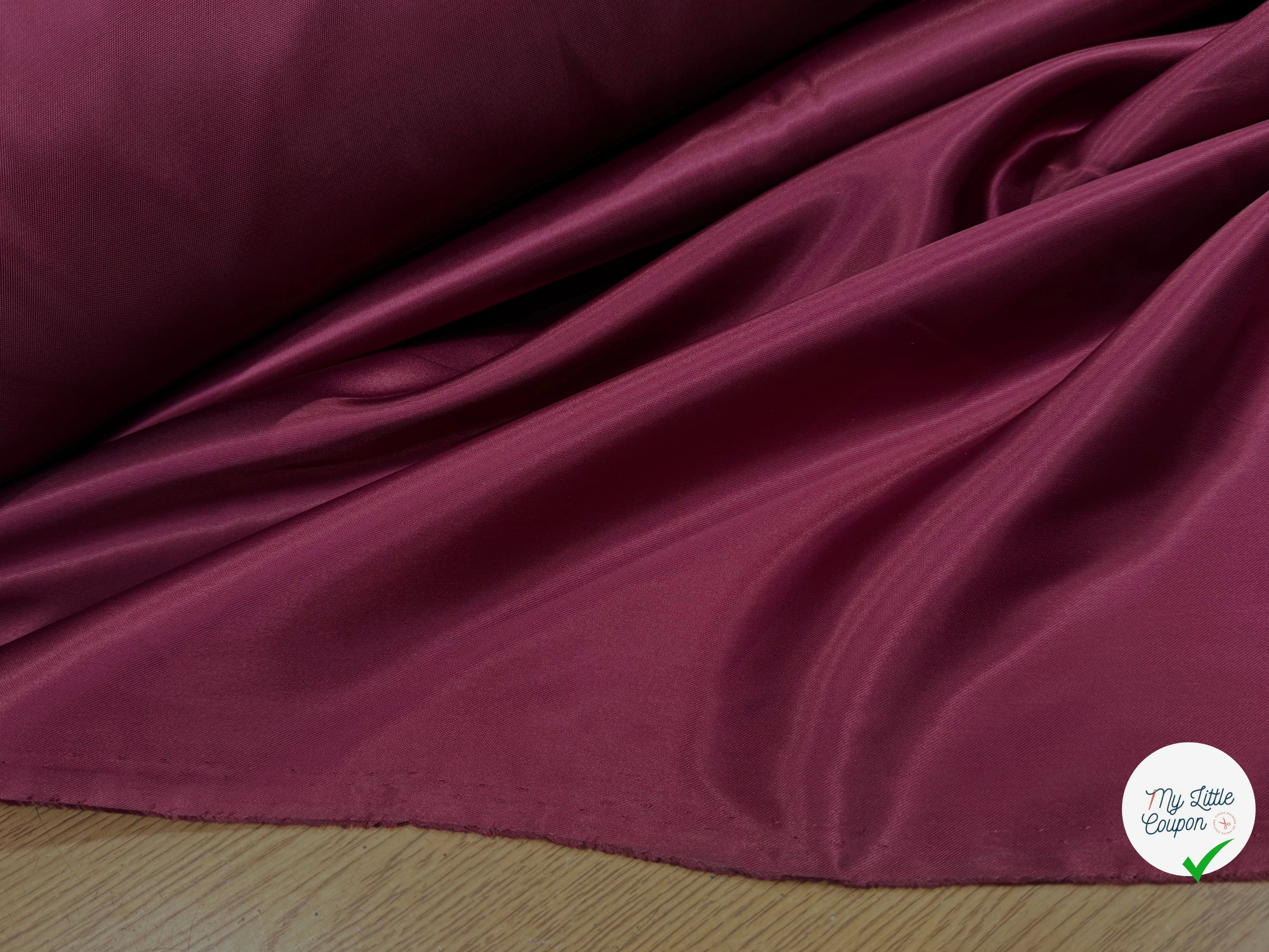 DOUBLURE SATIN POLYVISOCOSE LOURD LEGEREMENT STRIEE BORDEAUX - My Little Coupon