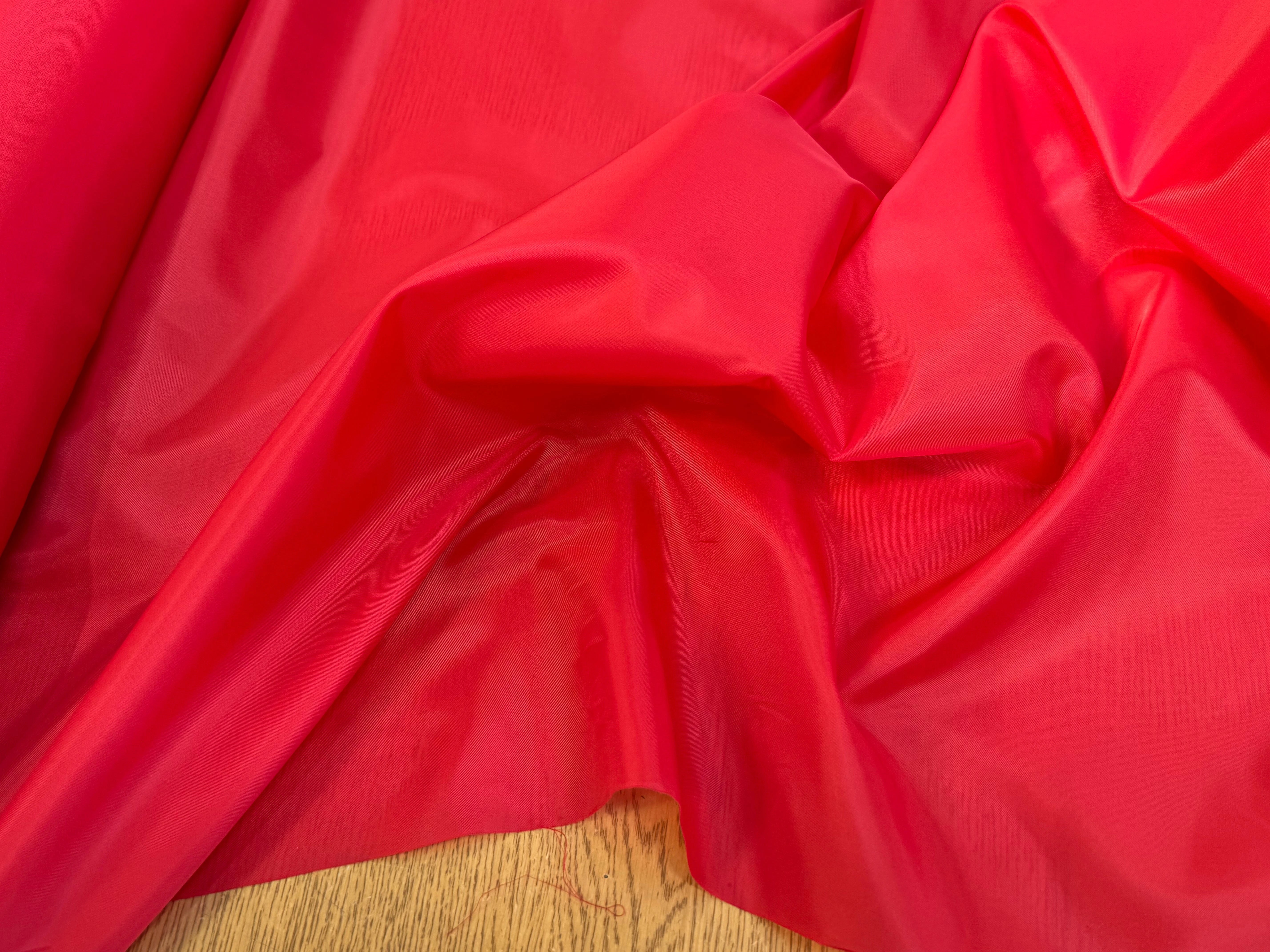 DOUBLURE TAFFETAS ROUGE 90 - My Little Coupon