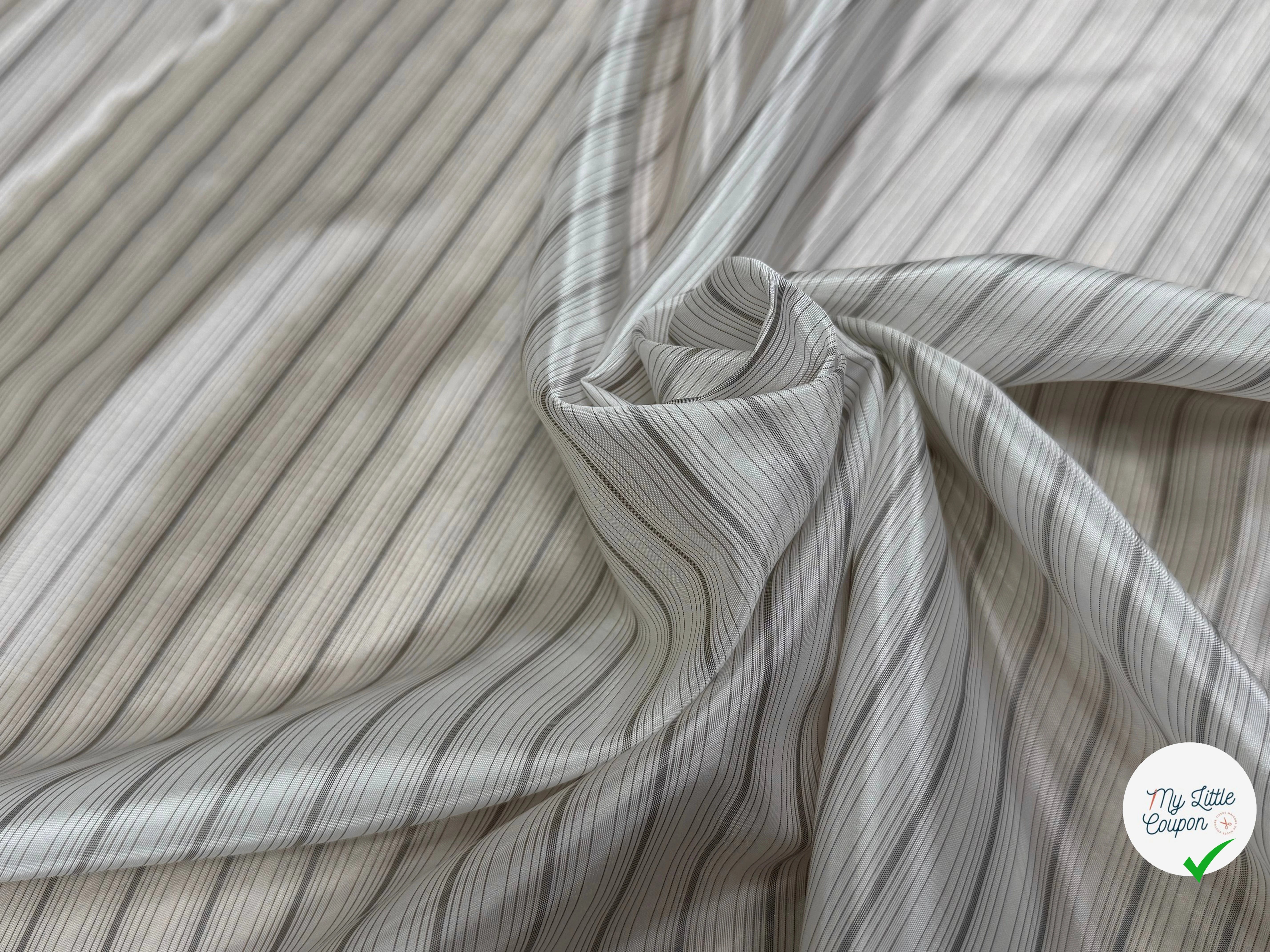 DOUBLURE VISCOSE BLANC CASSÉ À RAYURES GRISE CHIC - My Little Coupon