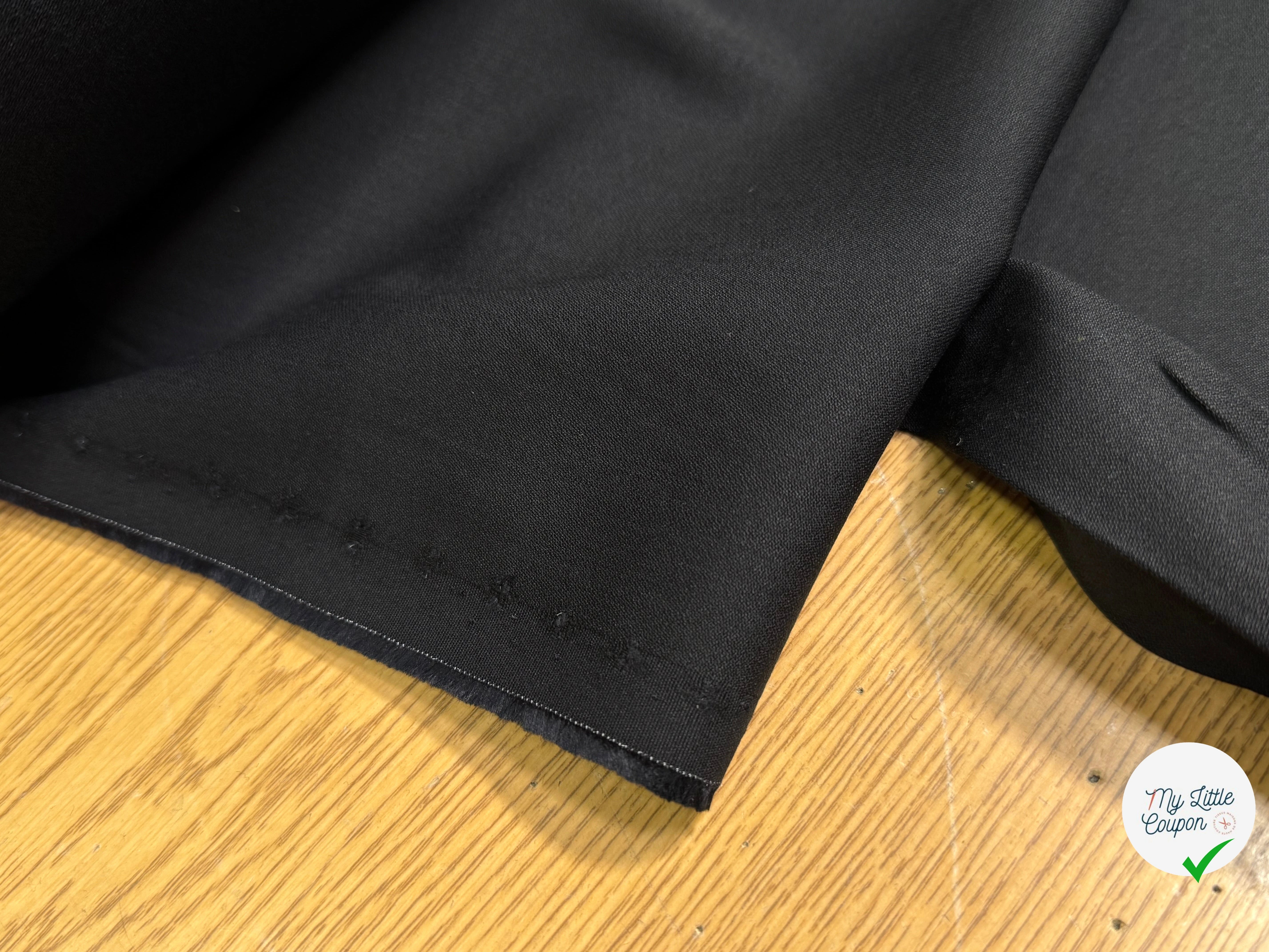 DRAPERIE DE LAINE ET VISCOSE FROIDE TRÈS BELLE TENUE STRETCH NOIR 55% LAINE VIERGE - My Little Coupon