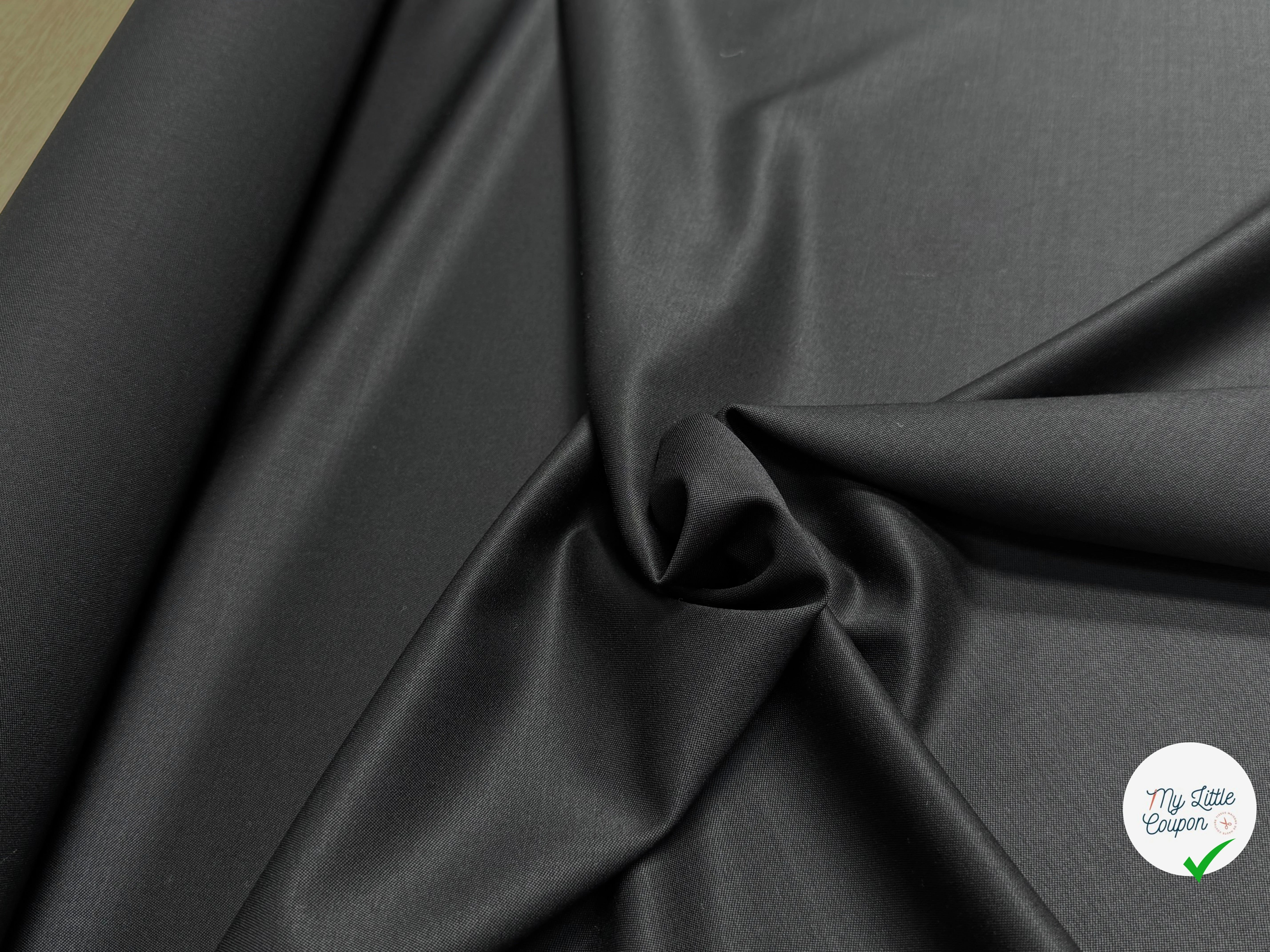 DRAPERIE DE LAINE STRETCH BEAU TOMBÉ ULTRA BELLE NOIR LÉGÈREMENT SATINÉ - My Little Coupon