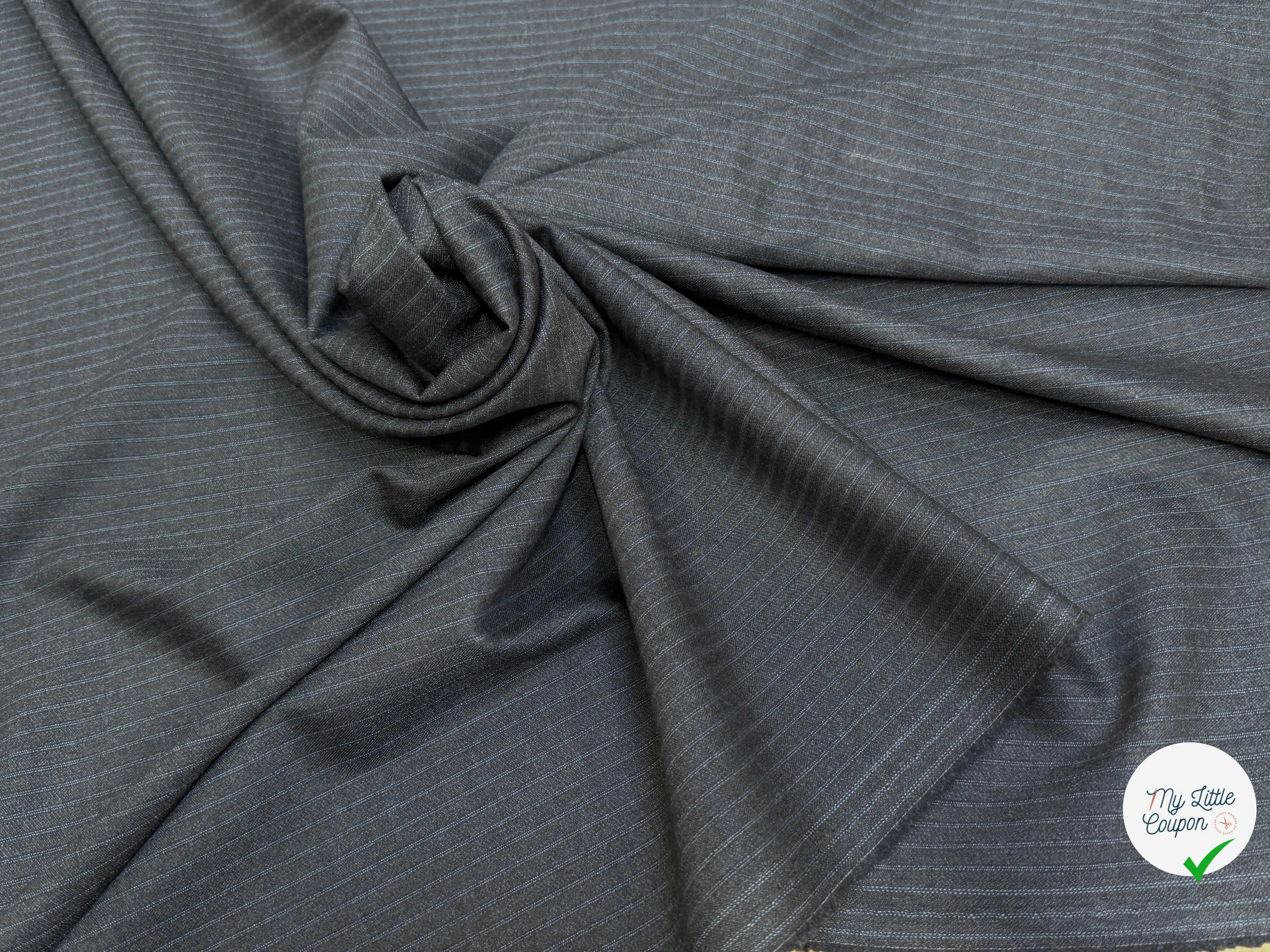 DRAPERIE DE LAINE SUPER 100'S GRIS RAYURES BLEUES TRÈS ÉLÉGANT - My Little Coupon