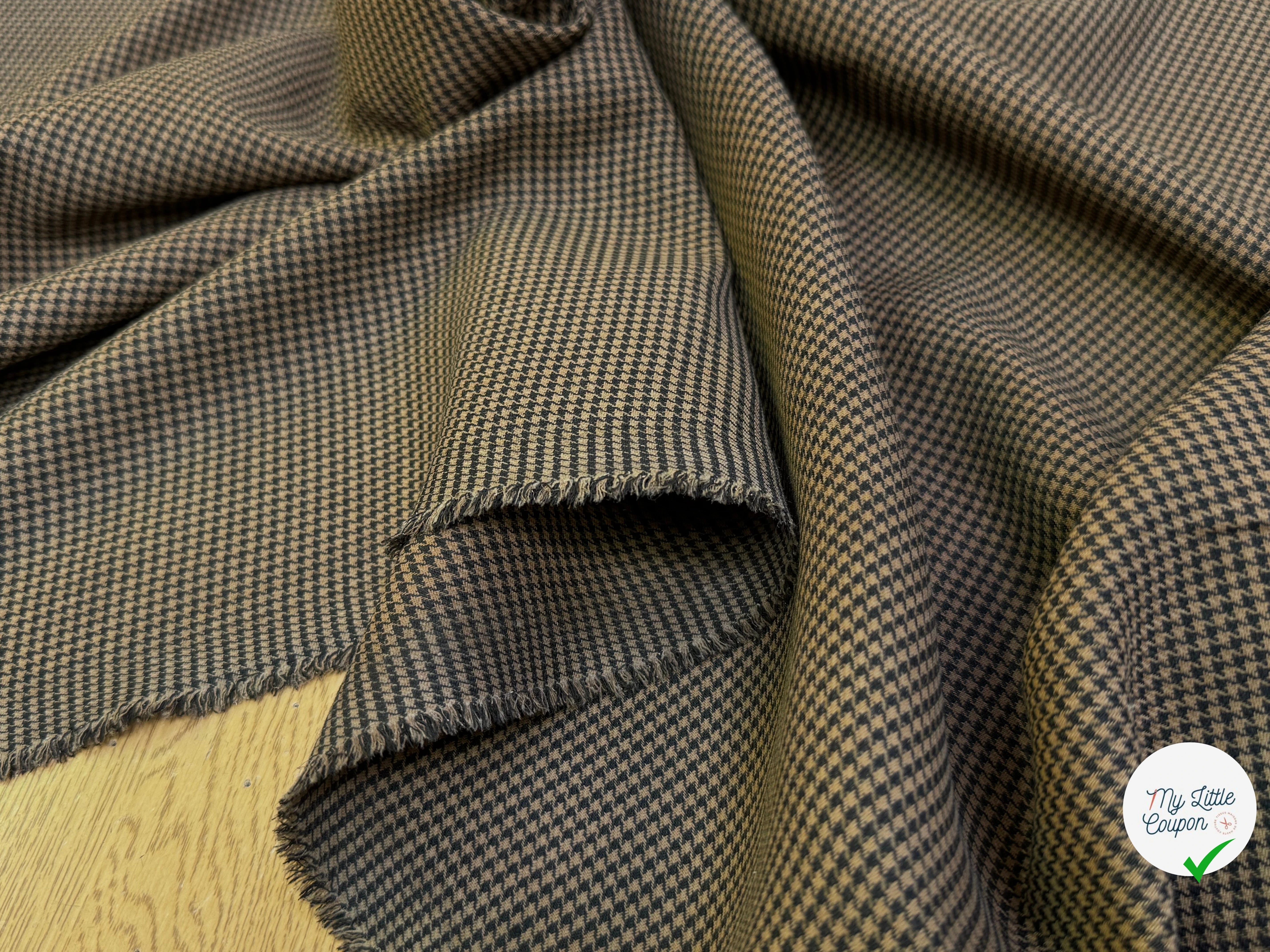 DRAPERIE POLYLAINE STRETCH PIED DE COQ MARRON NOIR - My Little Coupon