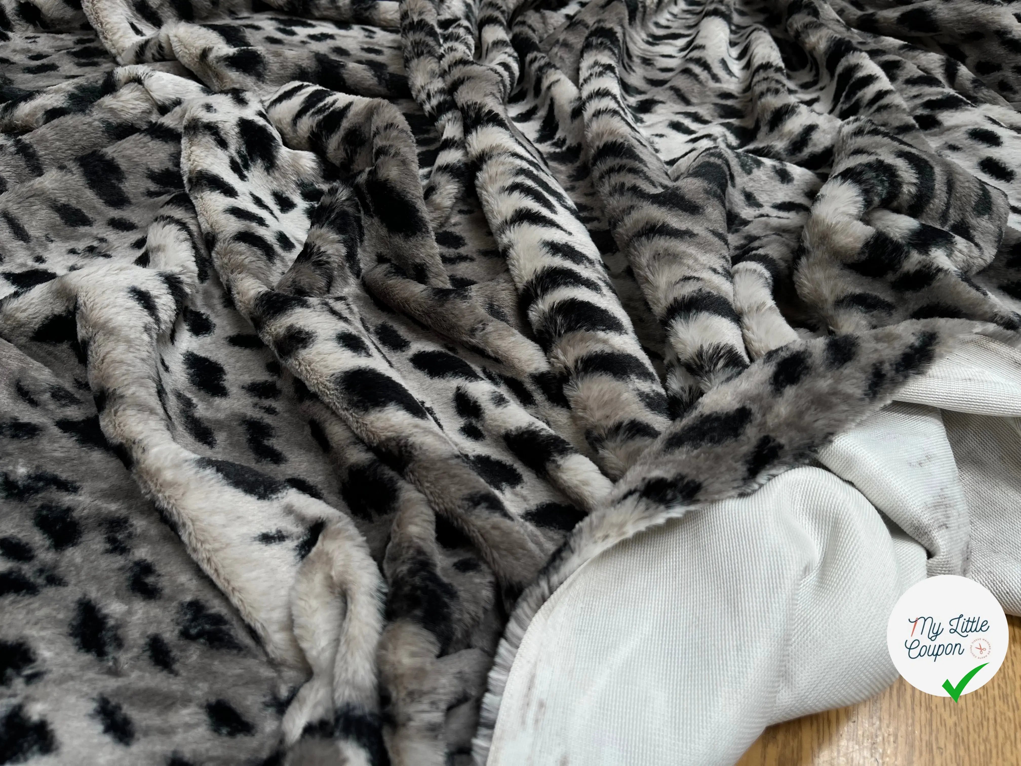 FAUSSE FOURRUE MOTIF FAUVE - My Little Coupon