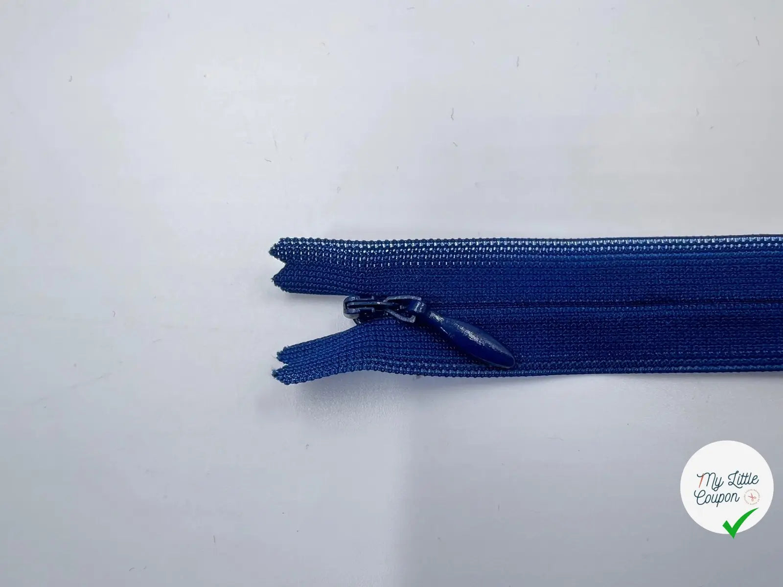 FERMETURE INVISIBLE COLORIS BLEU 22CM - My Little Coupon - tissu - coudre