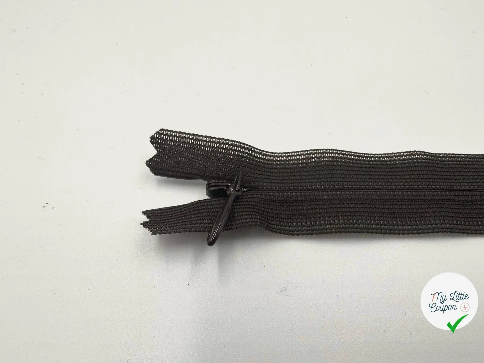 FERMETURE INVISIBLE COLORIS BRUN 18CM - My Little Coupon - tissu - coudre