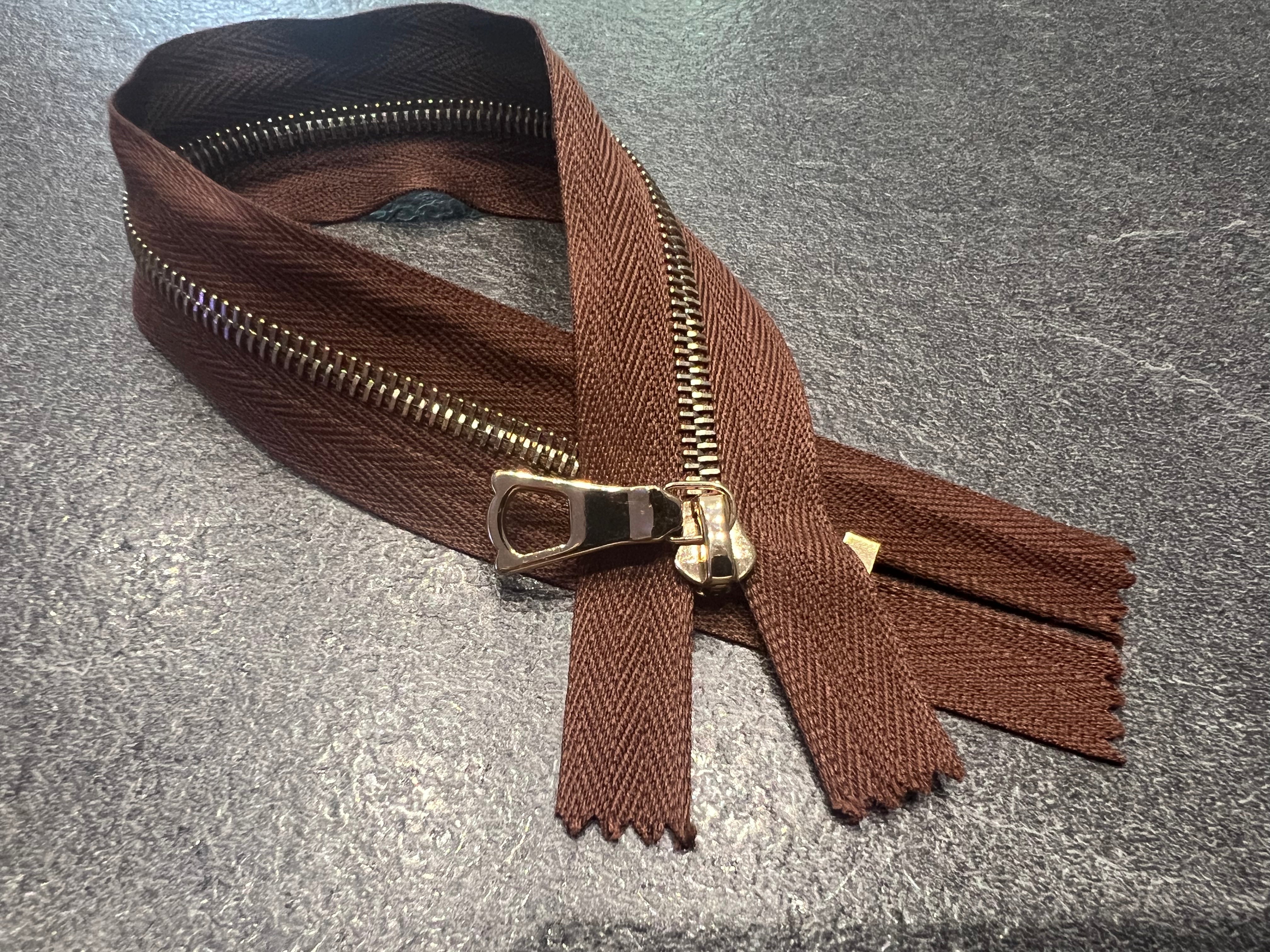 FERMETURE NON SÉPARABLE MARRON 25cm - My Little Coupon