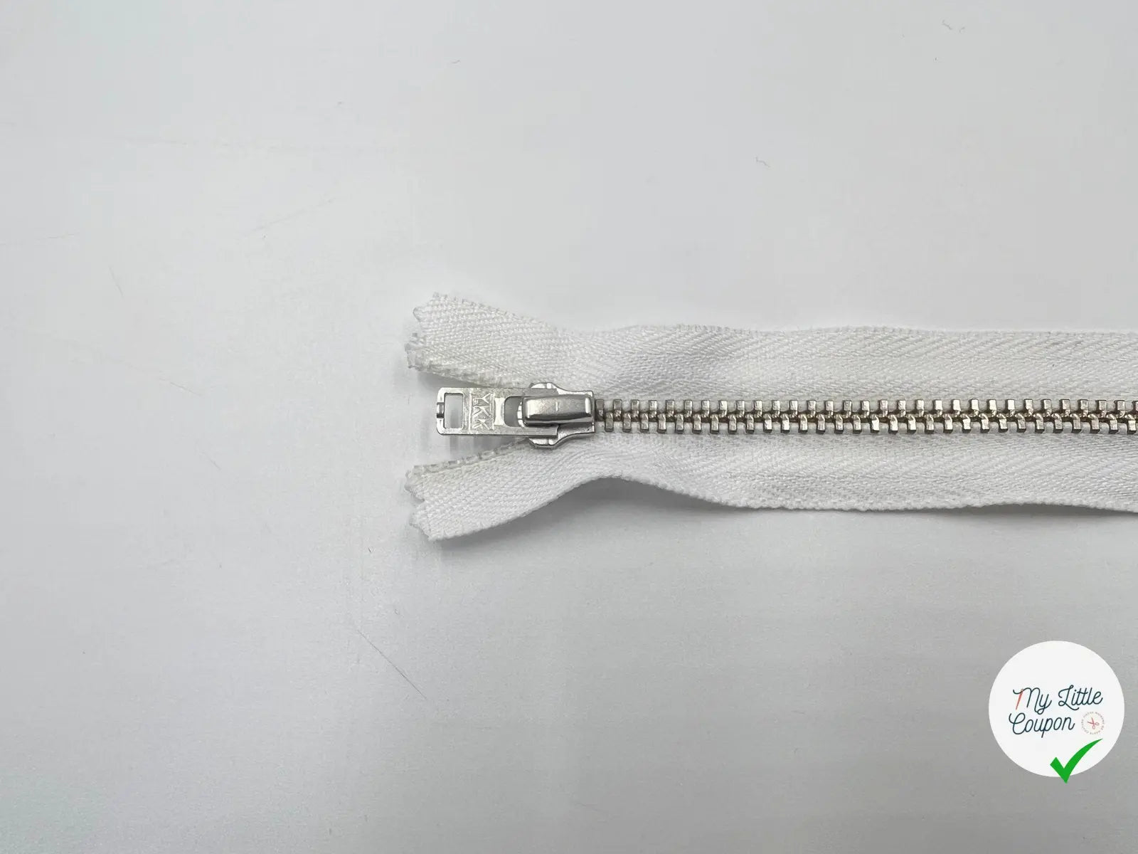 FERMETURE NON SÉPARABLE MÉTAL ARGENT COLORIS BLANC 15CM - My Little Coupon - tissu - coudre