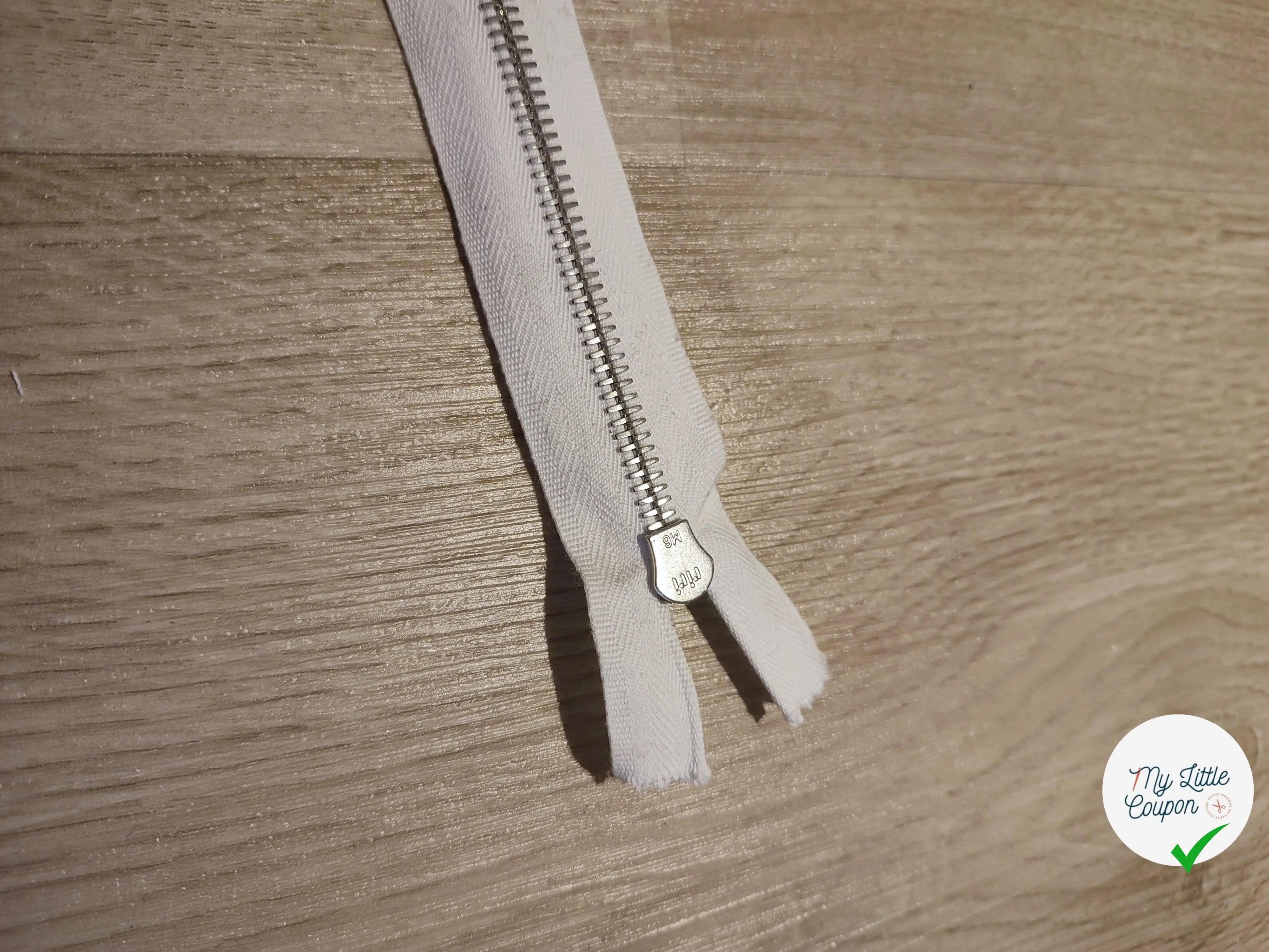 FERMETURE RIRI METAL NON SEPARABLE 14CM BLANC M6 - My Little Coupon