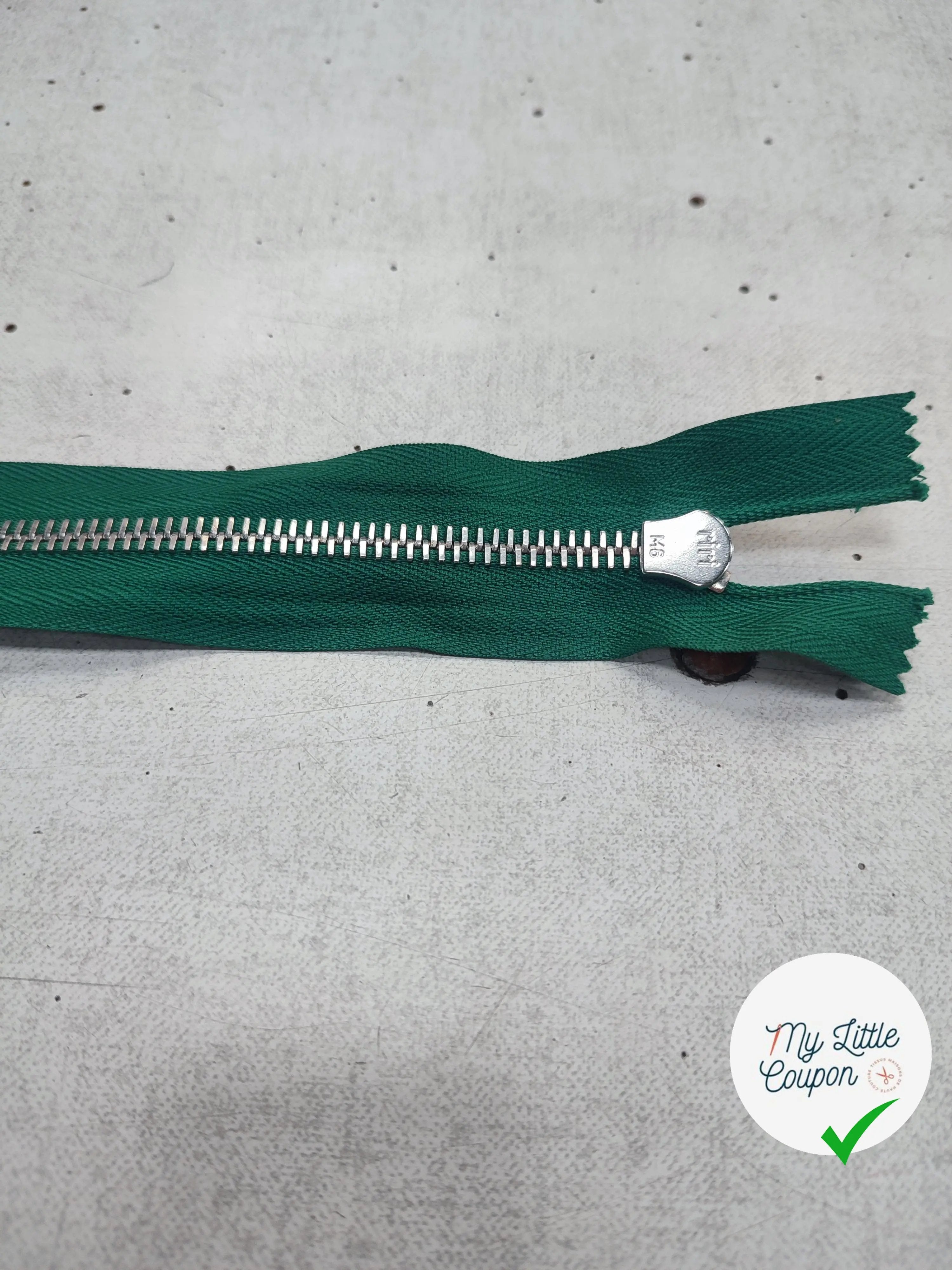 FERMETURE RIRI METAL NON SÉPARABLE 14CM VERT SAPIN M6 - My Little Coupon