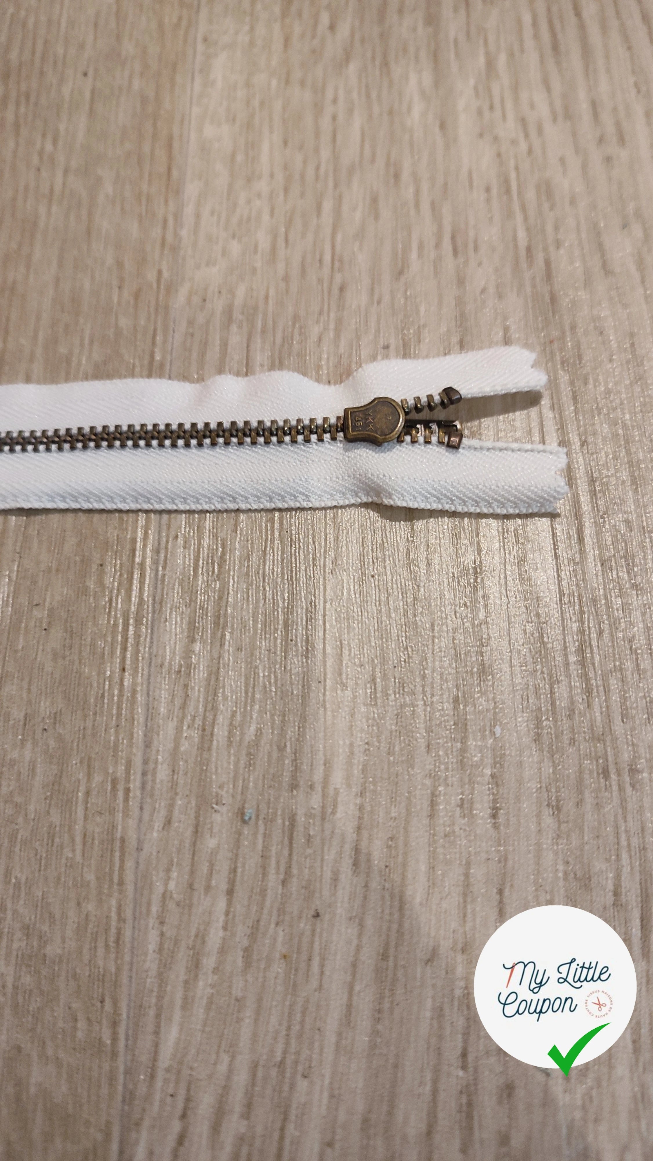 FERMETURE RIRI MÉTAL NON SÉPARABLE 15CM BLANC - My Little Coupon